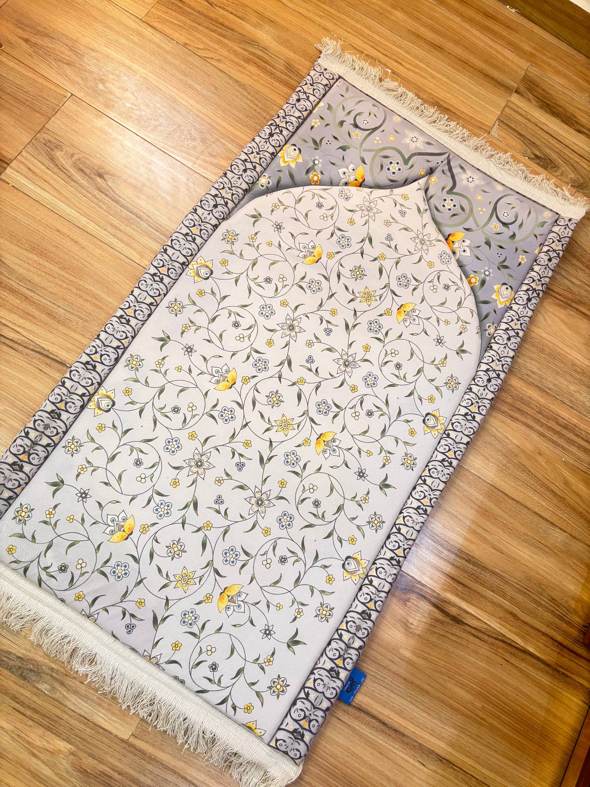 رمادي ورد هادئ