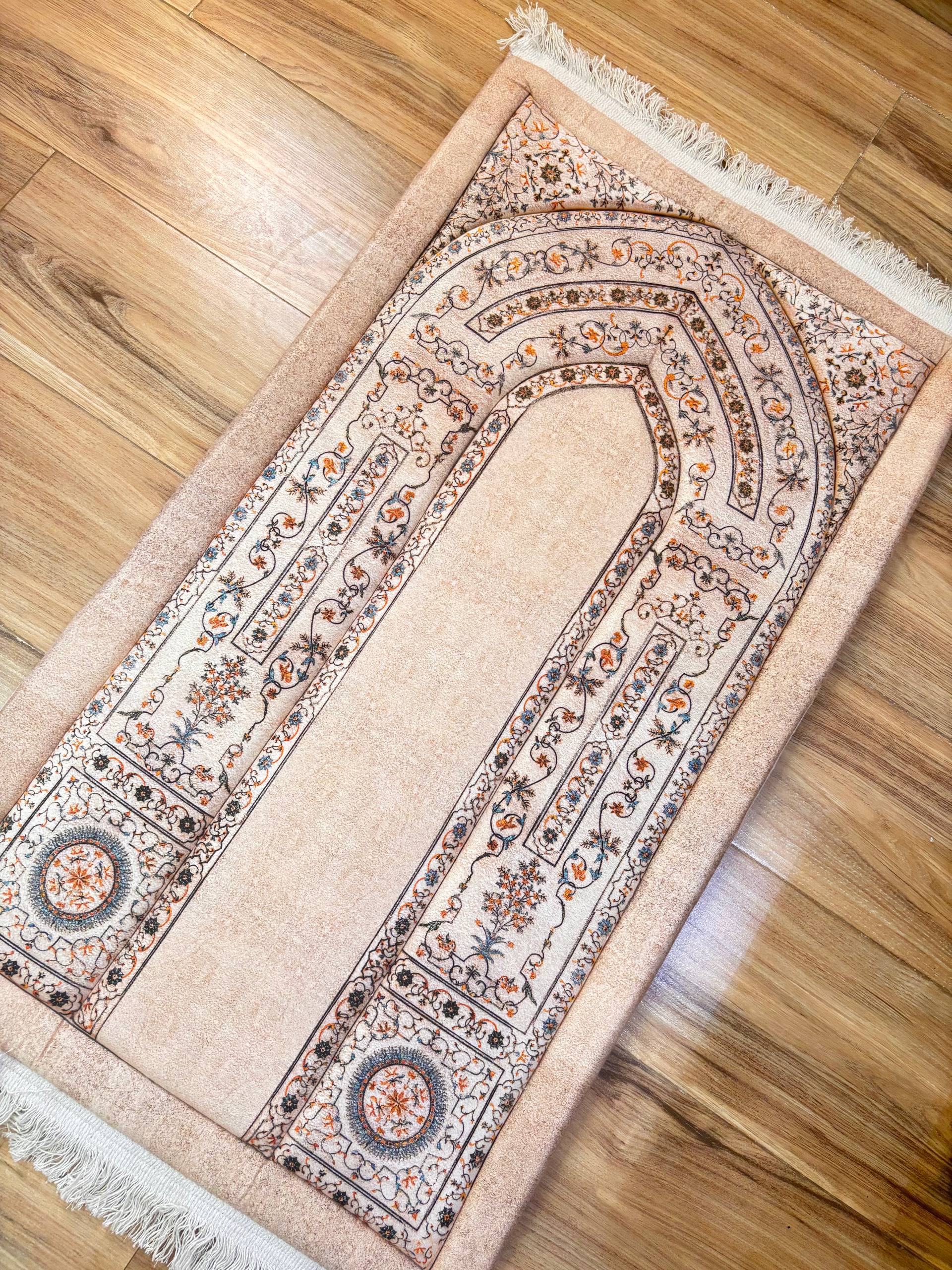 محراب بيج شرقي
