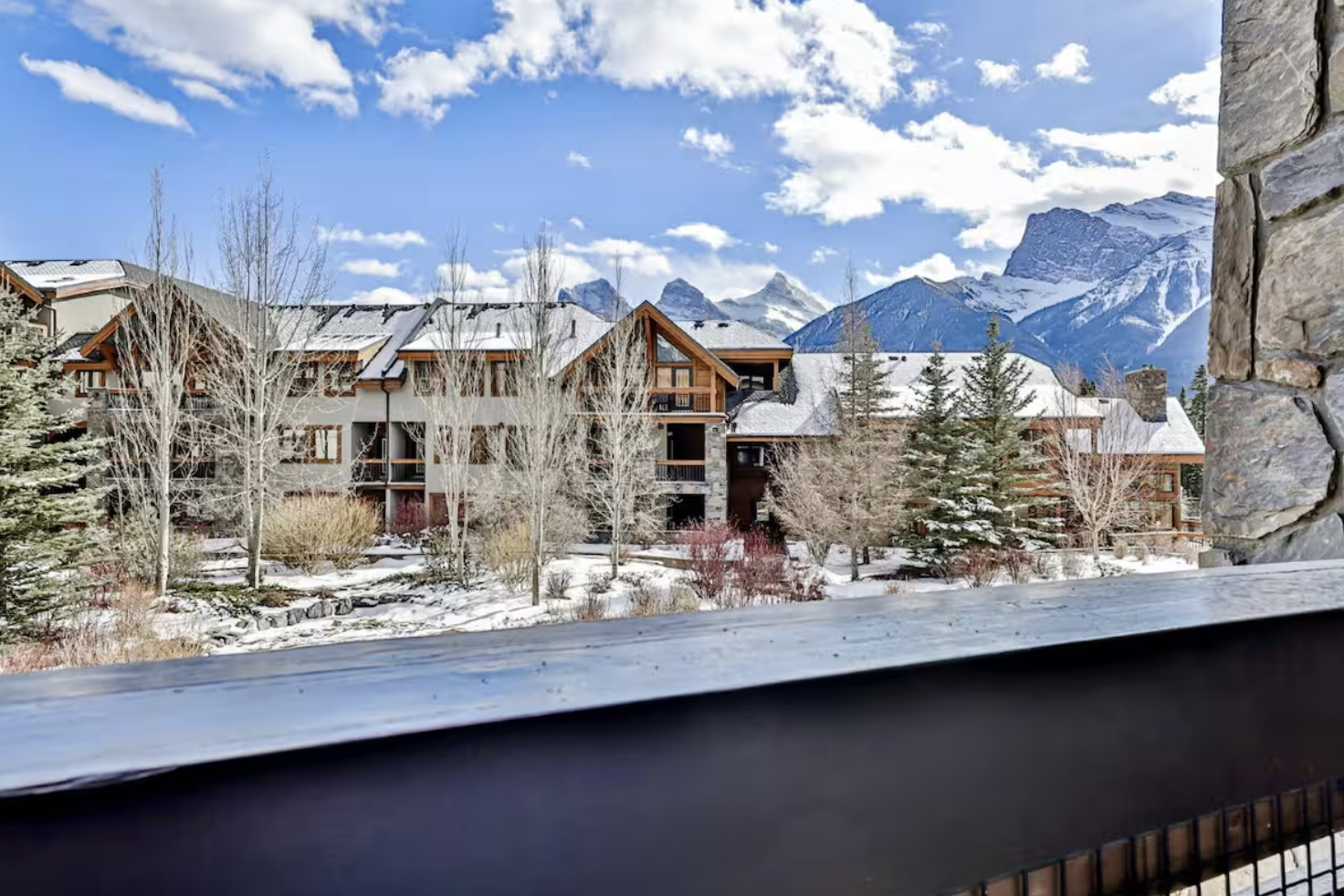 Gorgeous Luxury Mountain View Condo