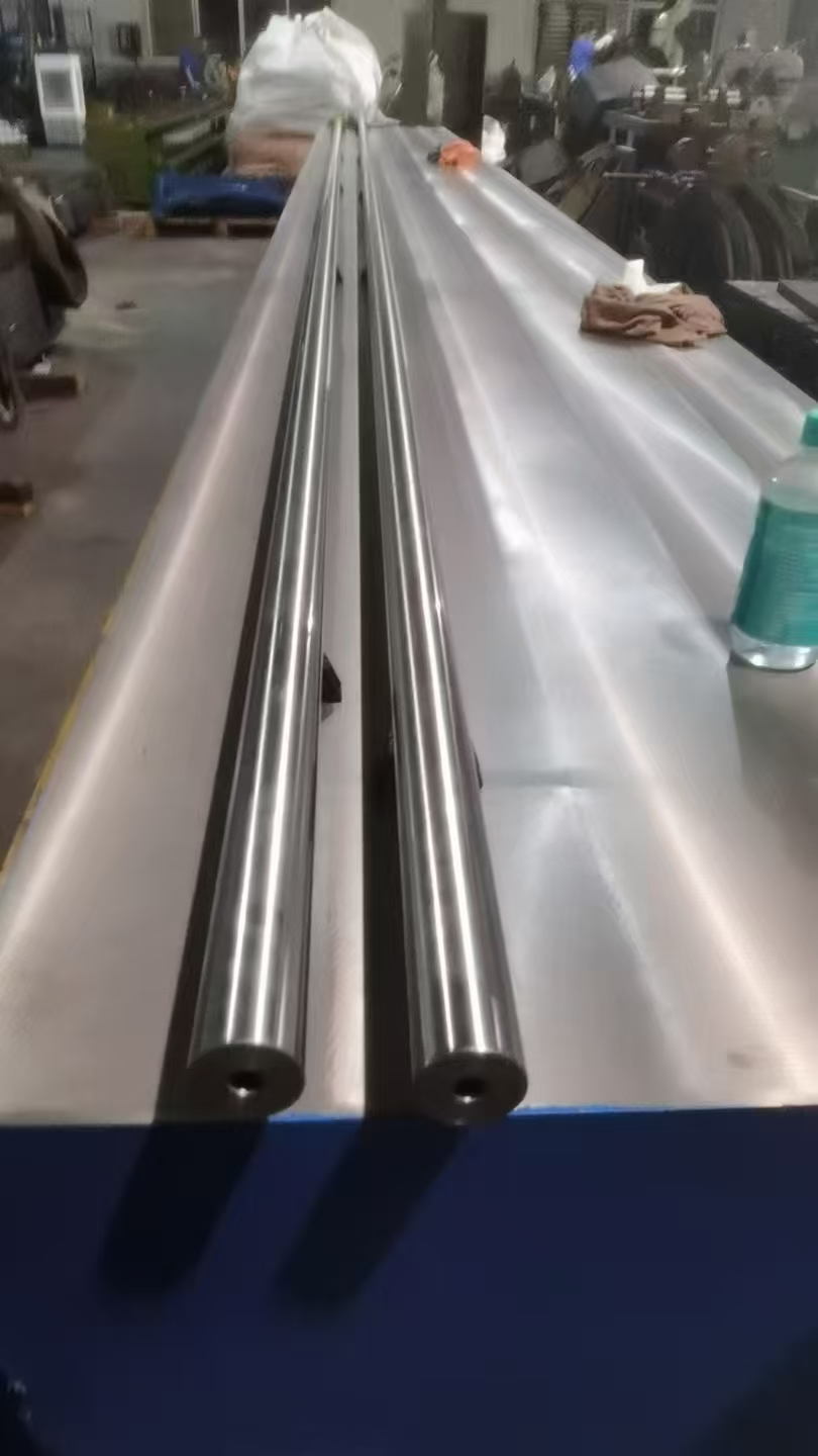 Ultra High Pressure Tubes 2