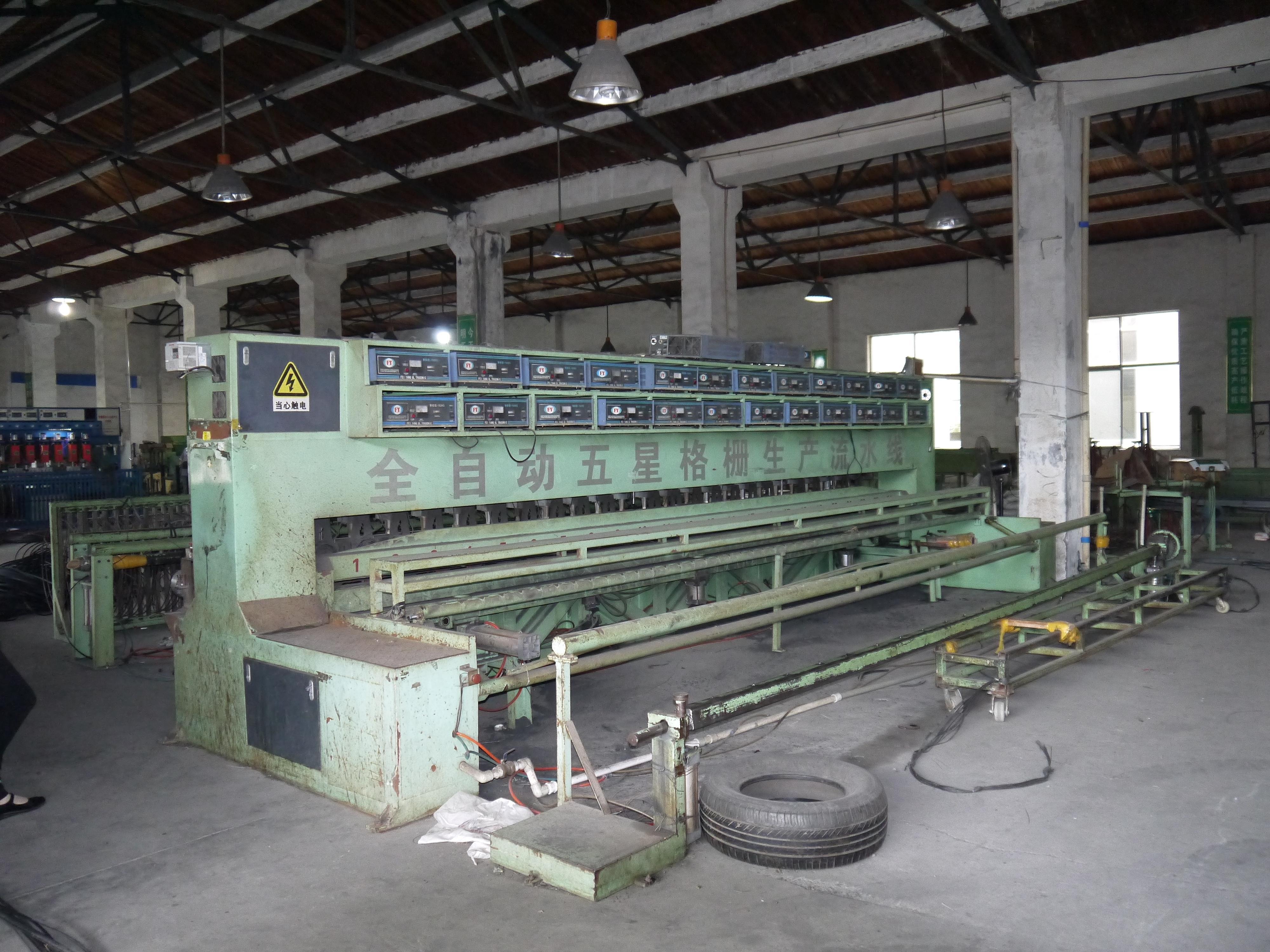 Steel-Plastic Geogrid 4