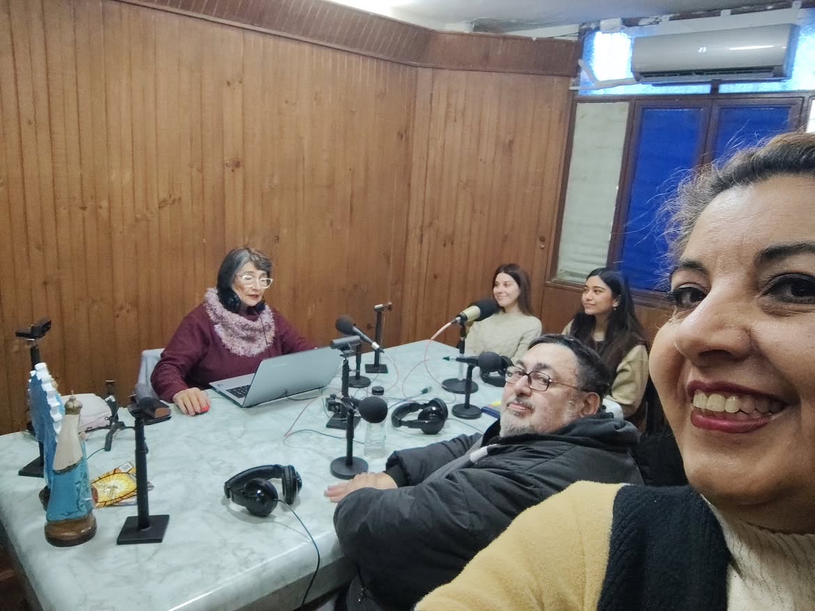 En los medios