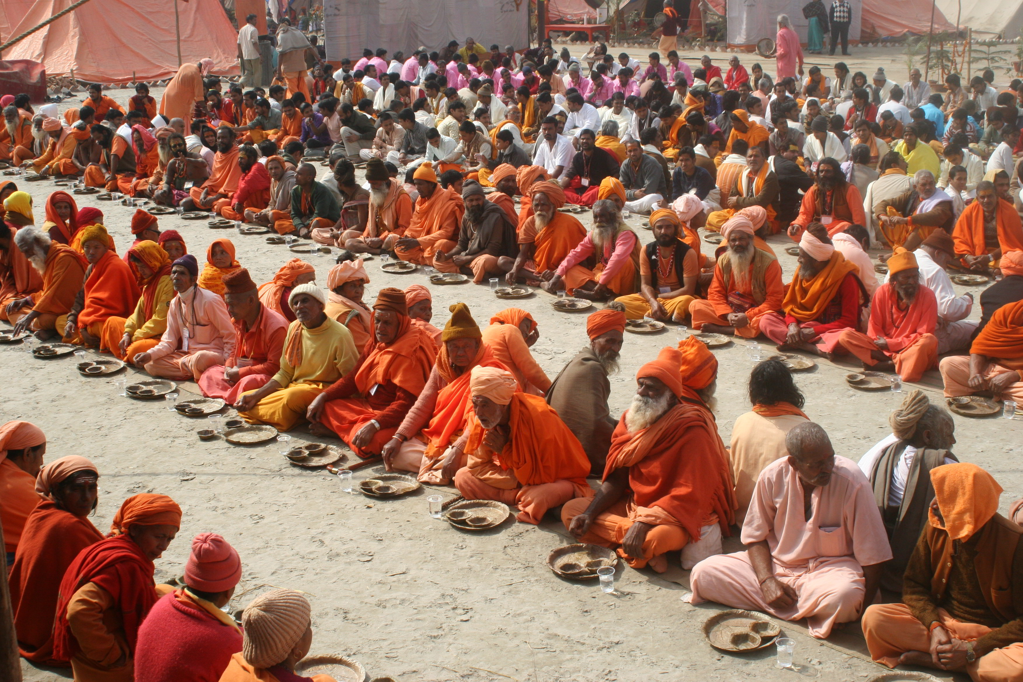 महादेव की कृपा एवं महाप्रसाद वितरण