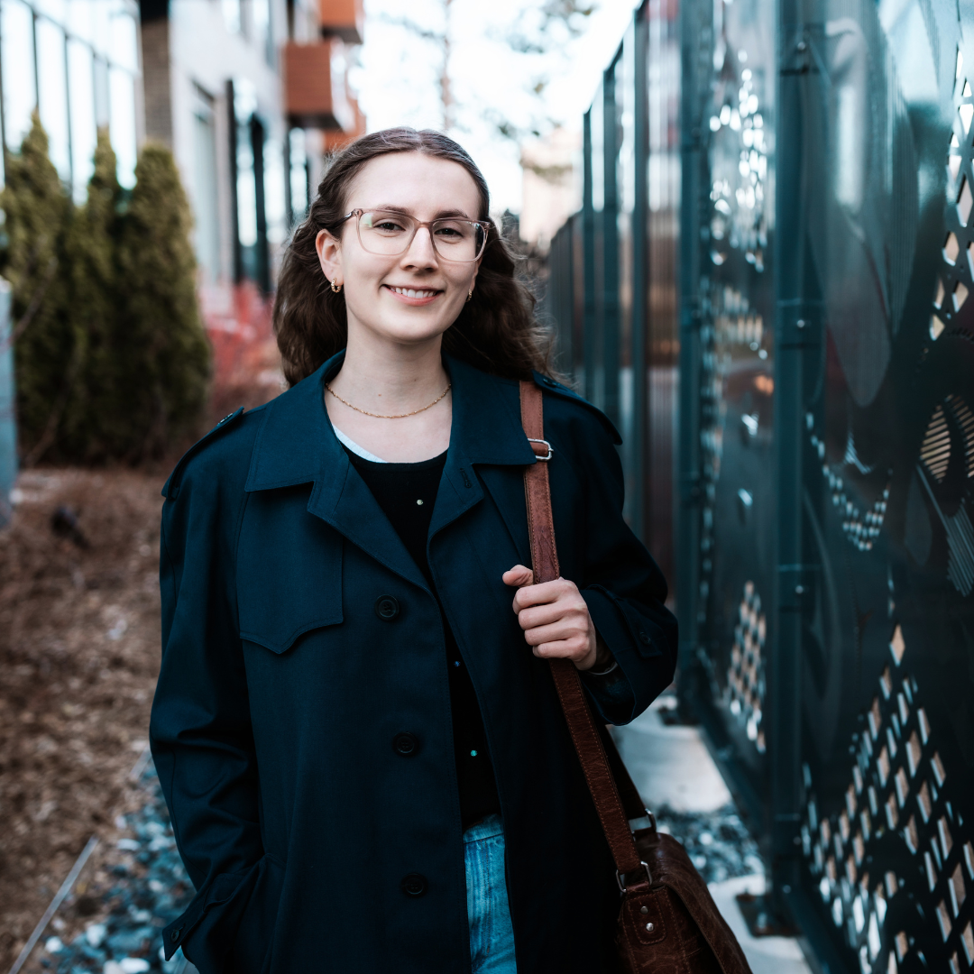 Canadian volunteer ready to help newcomers