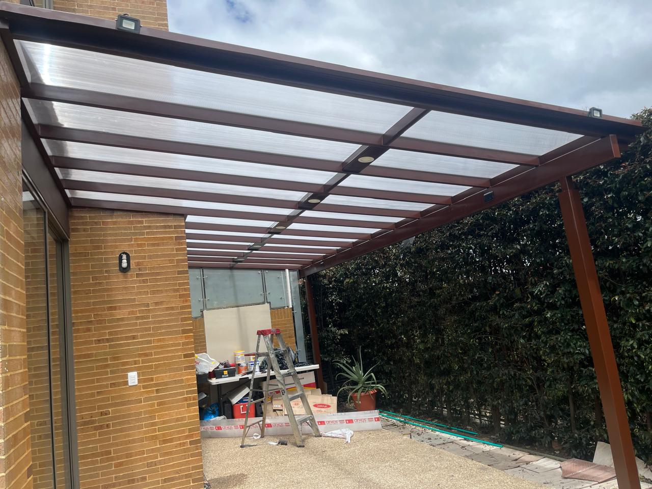 Pérgola con Policarbonato
