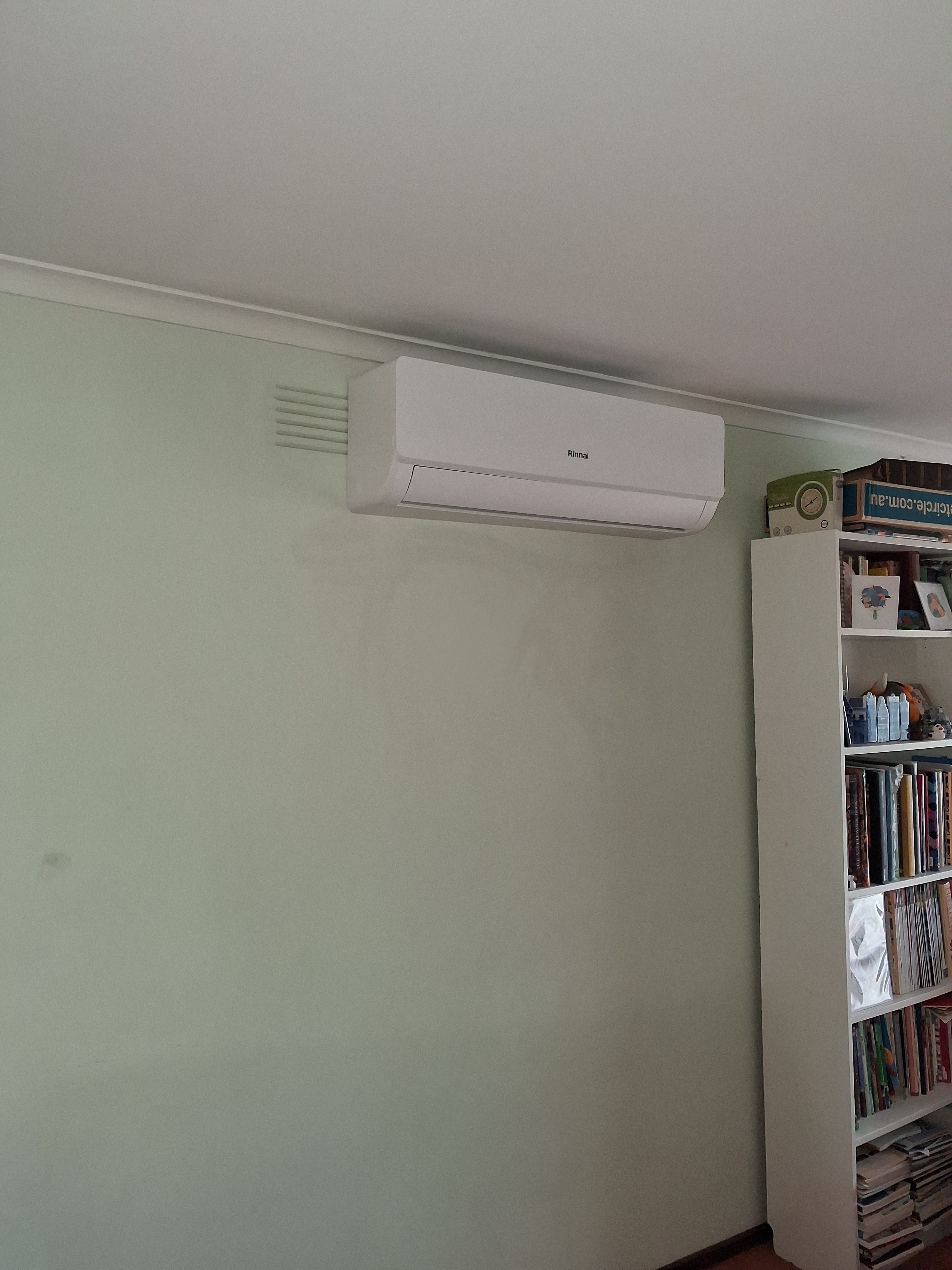 Rinnai indoor split system air conditioner