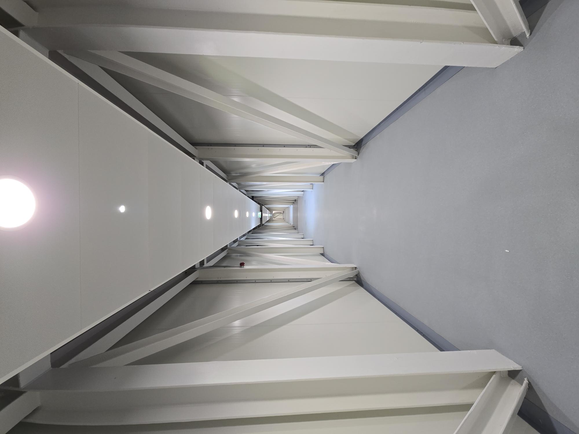 Manchester Airport Terminal 2 Pier — image 6