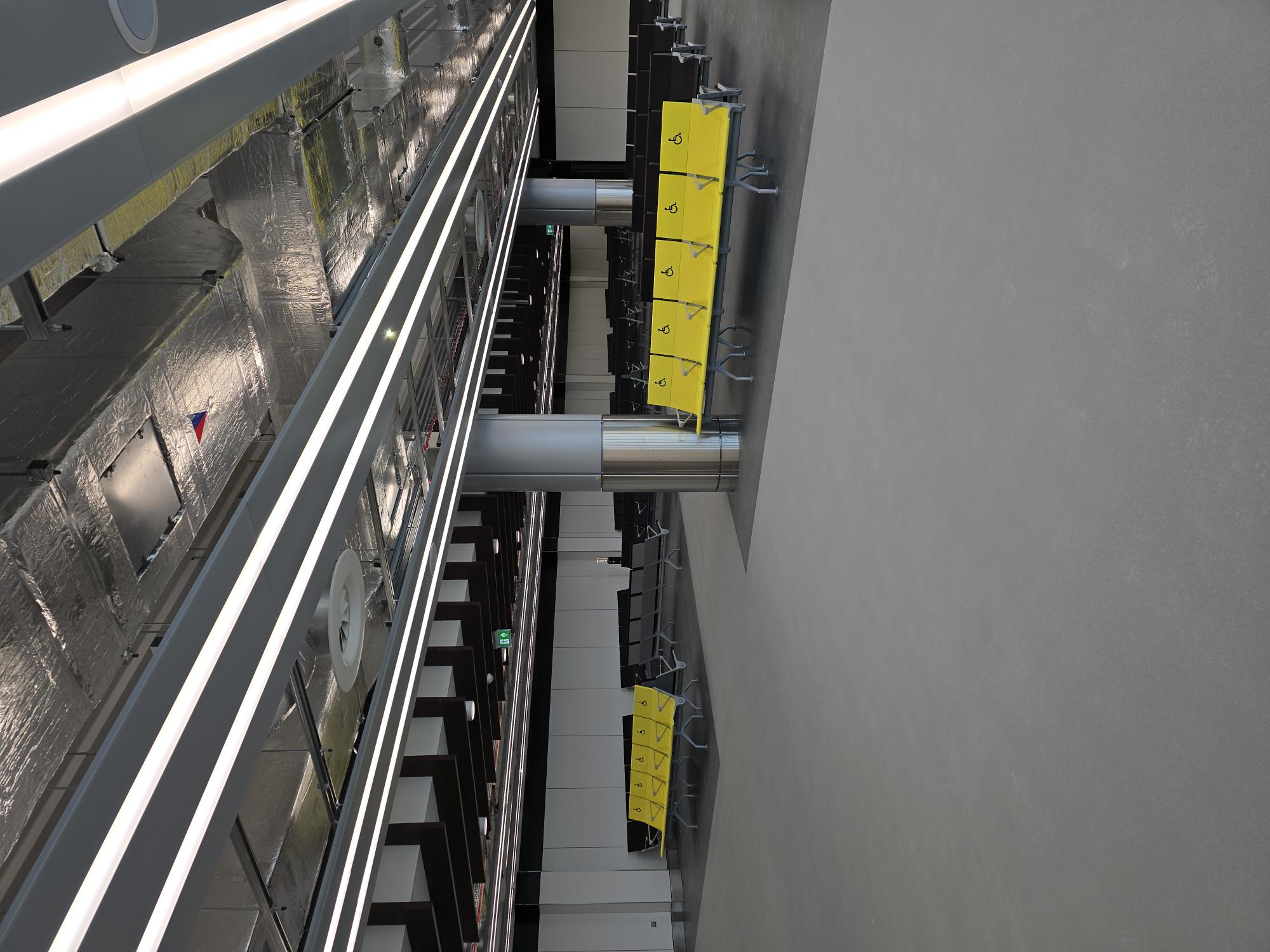 Manchester Airport Terminal 2 Pier — image 2