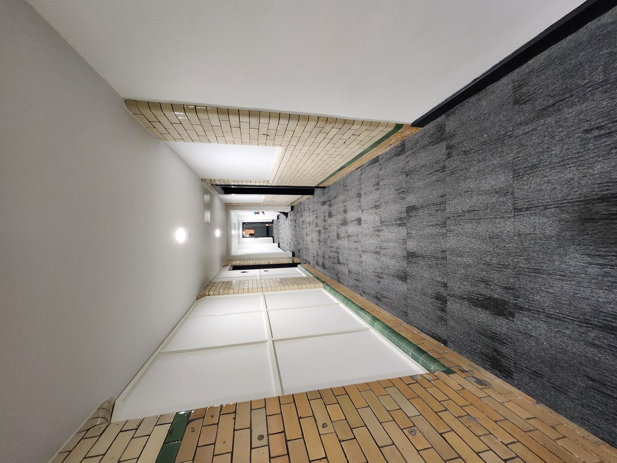Leonardo Building — image 10