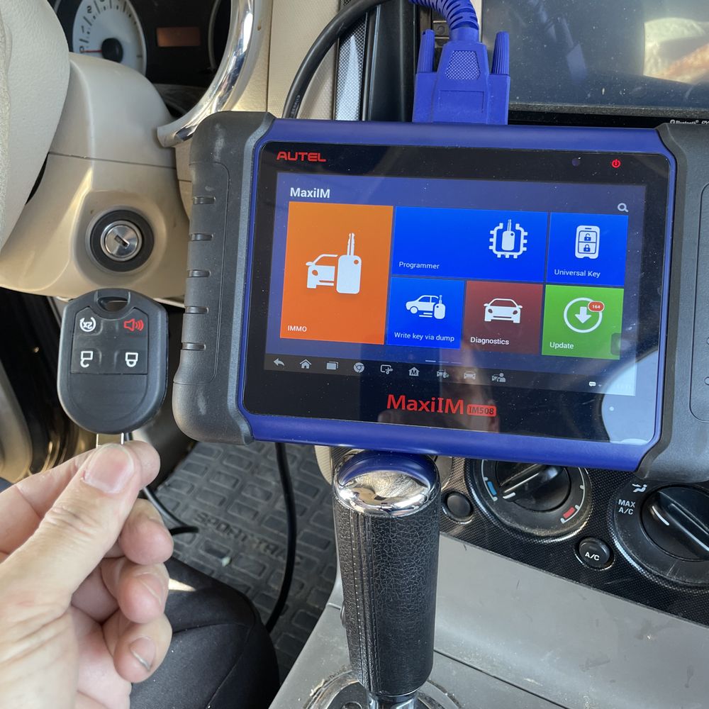 Professional key programming equipment