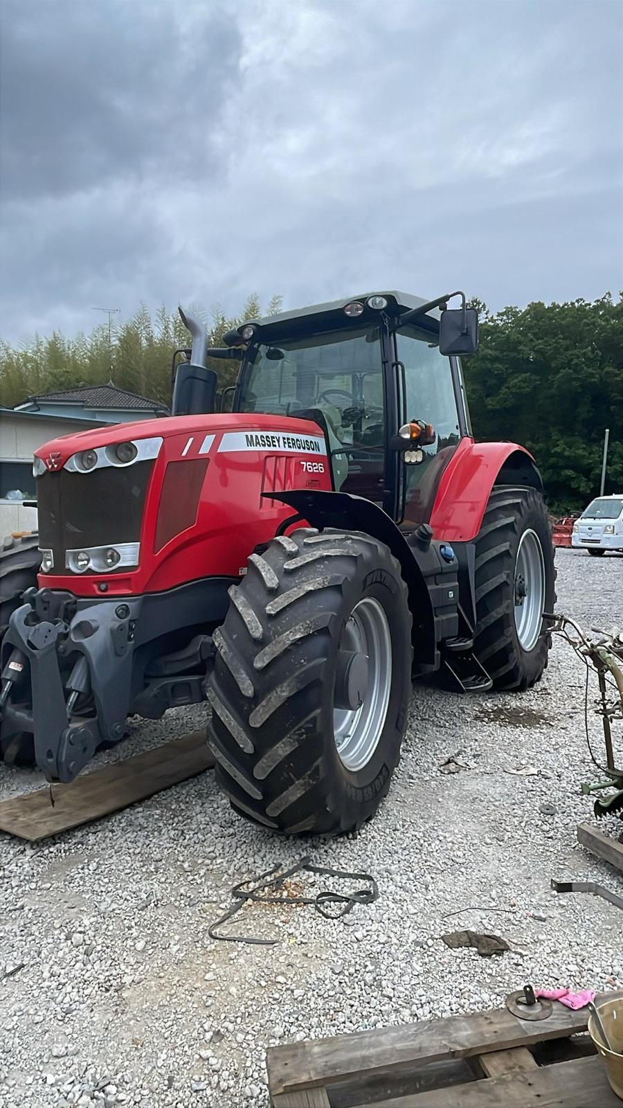 Massey Ferguson 7626 Tractor
