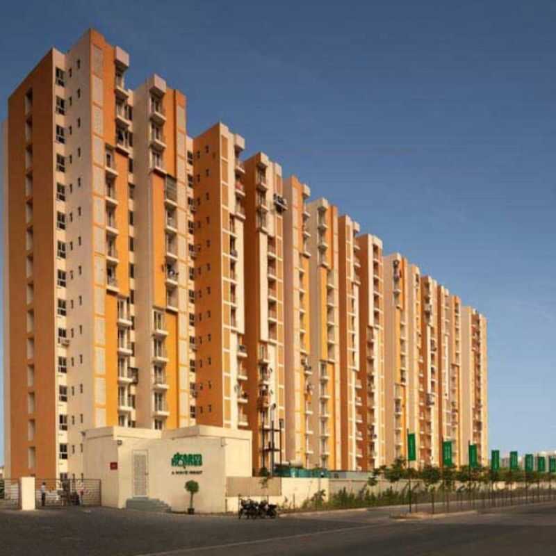 Side view of Wave Dream Homes apartment blocks with contemporary architecture