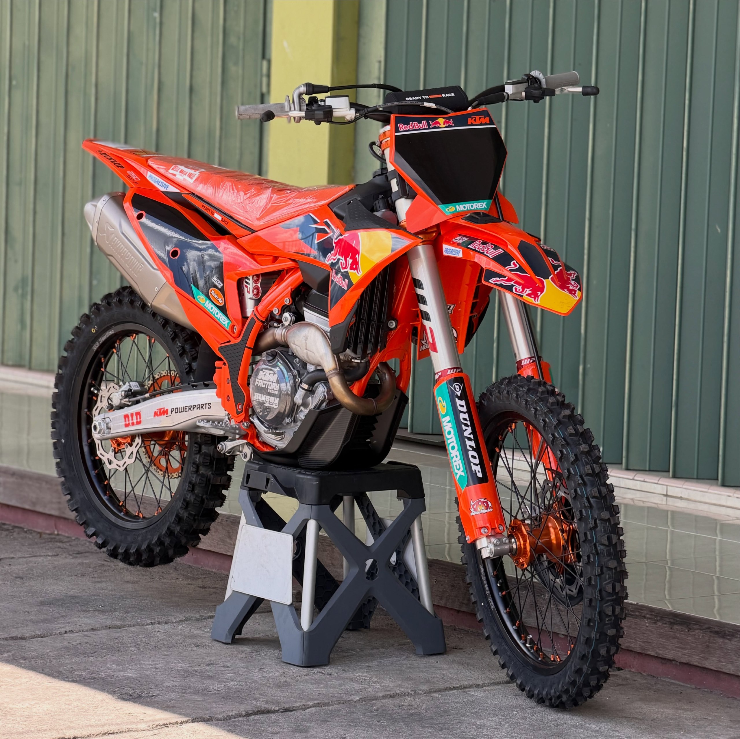 KTM 250 SX-F Factory Edition 2026 - Image 1