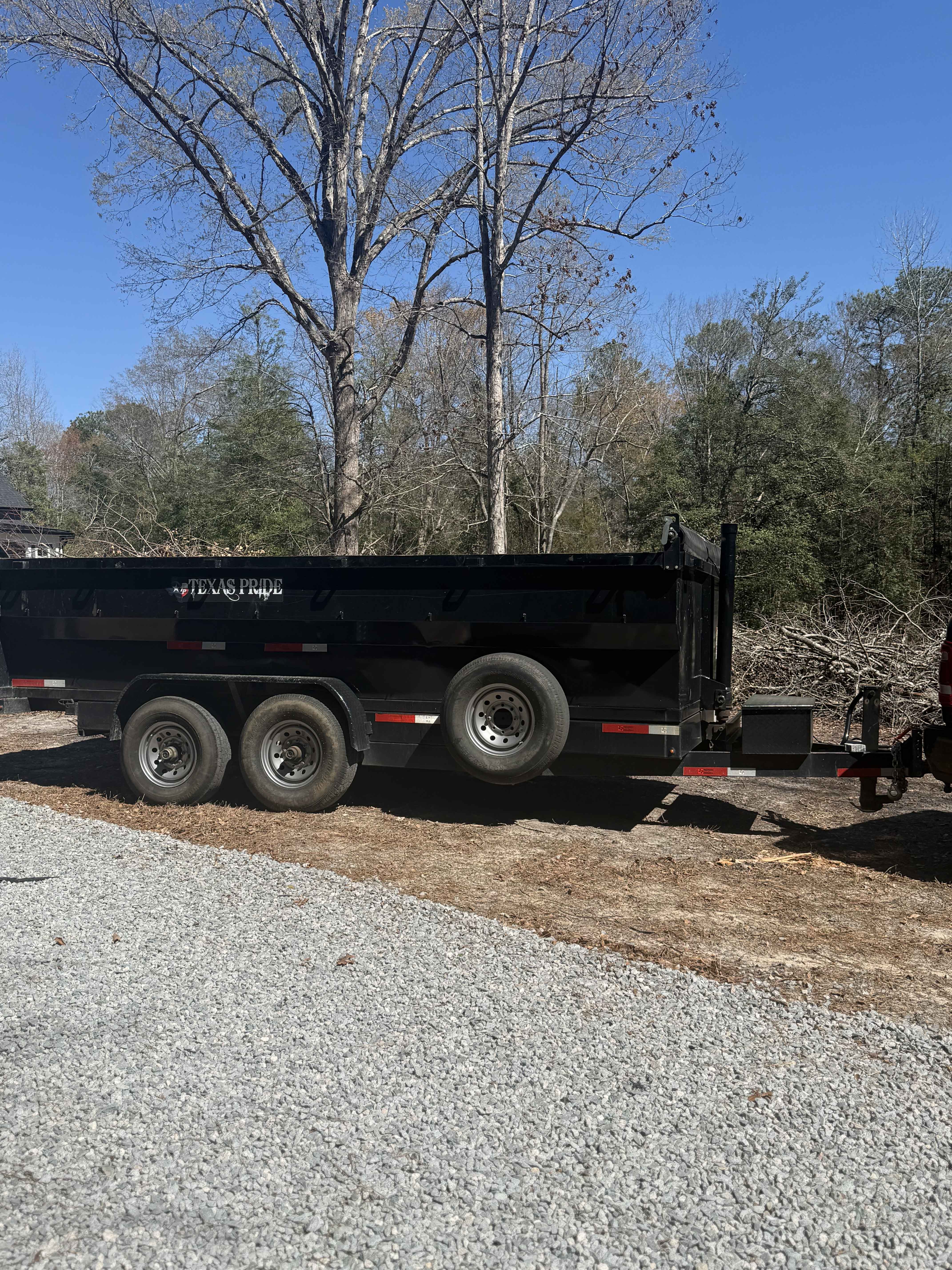7' x 16' Dump Trailer - Image 1