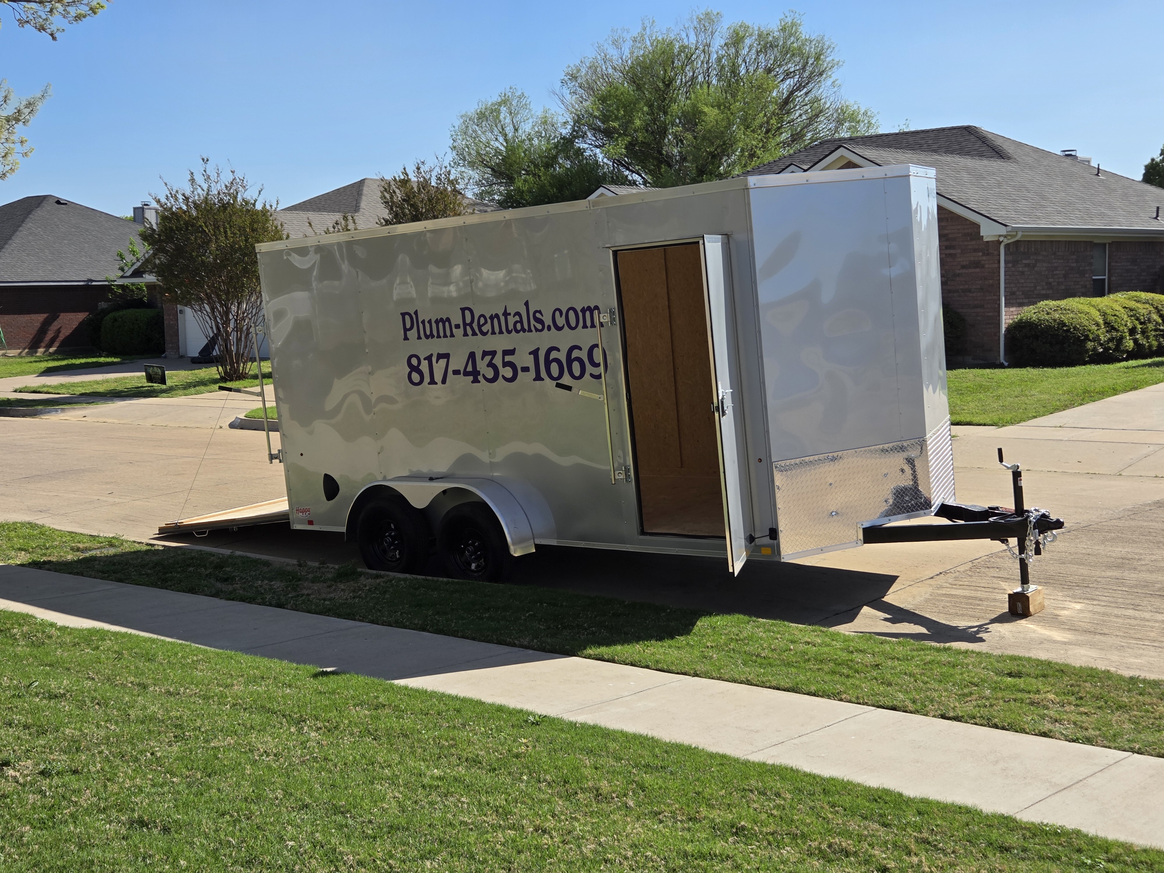 7' x 16' Enclosed Trailer — photo 3