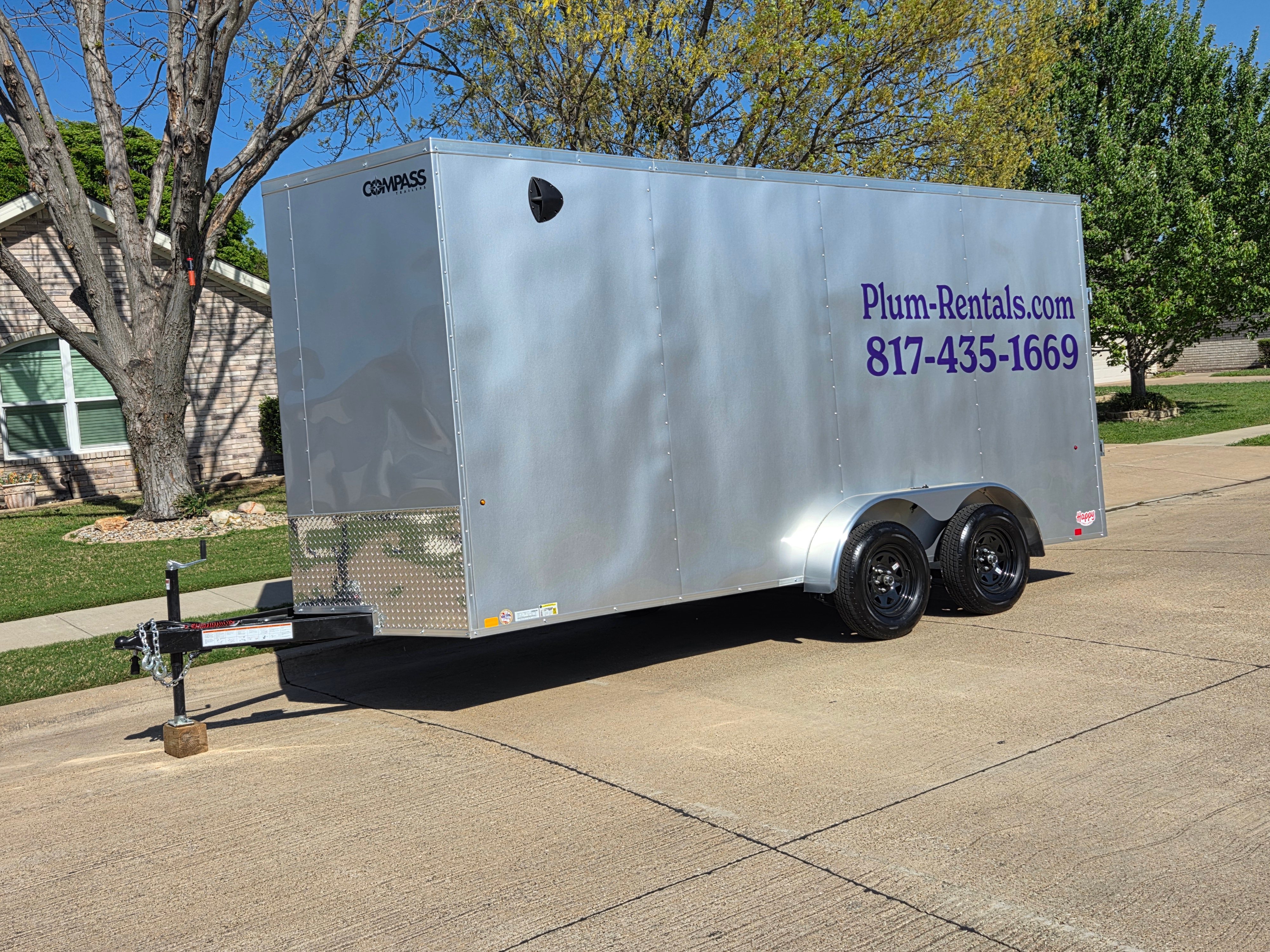 Enclosed cargo trailer for rent in Burleson, TX — Compass Indigo DLX
