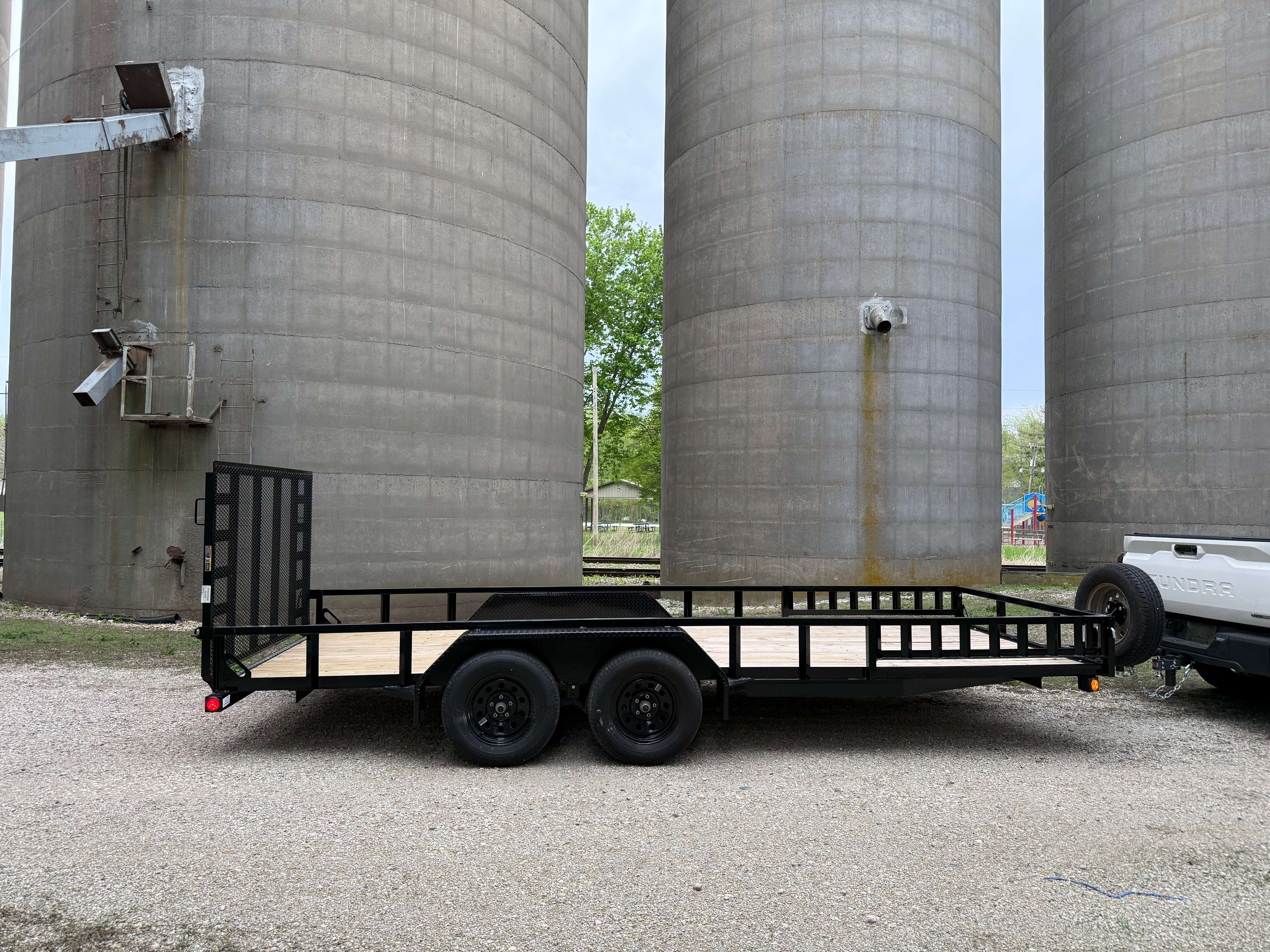 Load Trail 18ft 7k w/ Side Ramps thumbnail 2