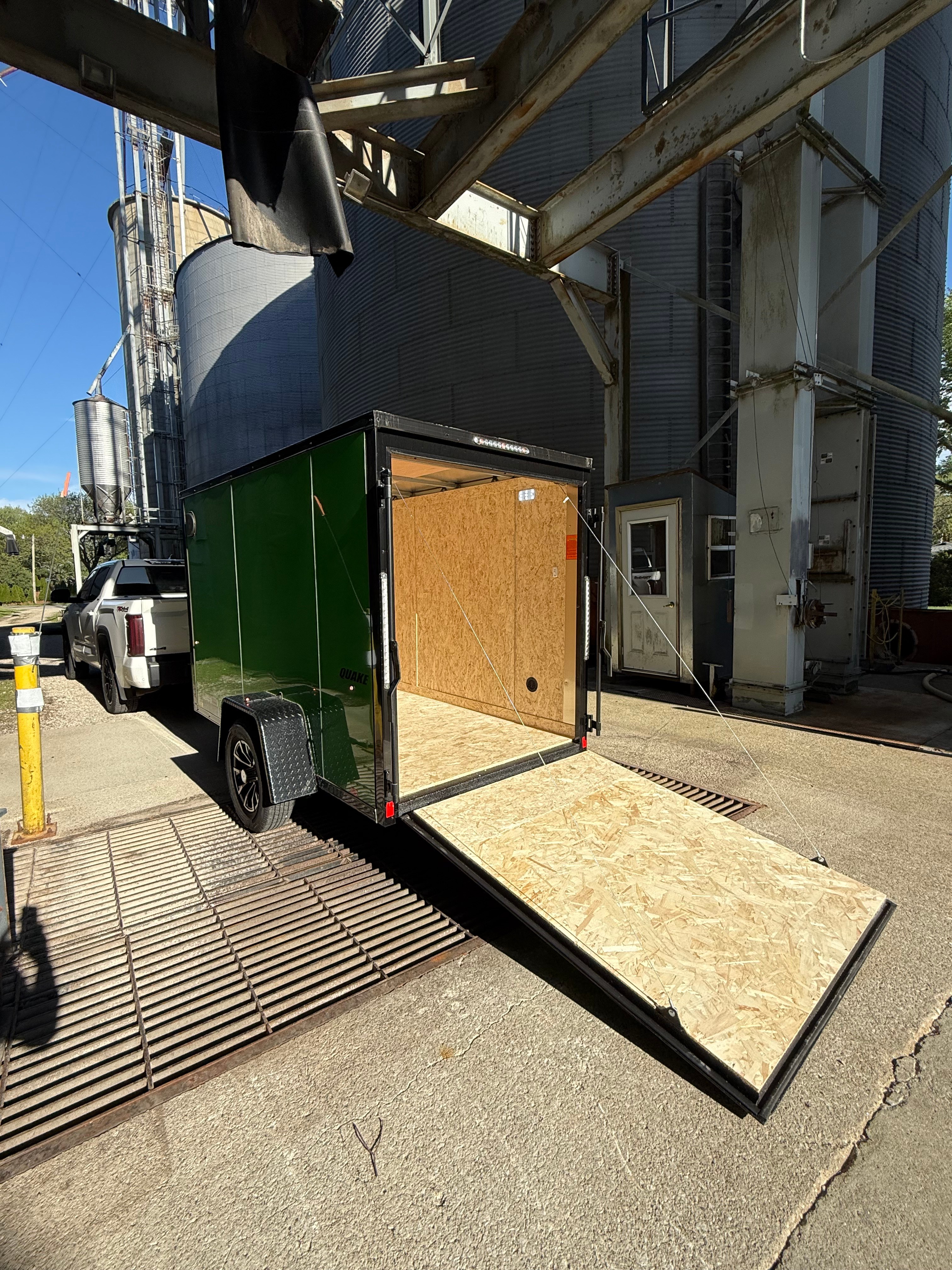 2026 Impact Quake 5x10 Enclosed Trailer thumbnail 4