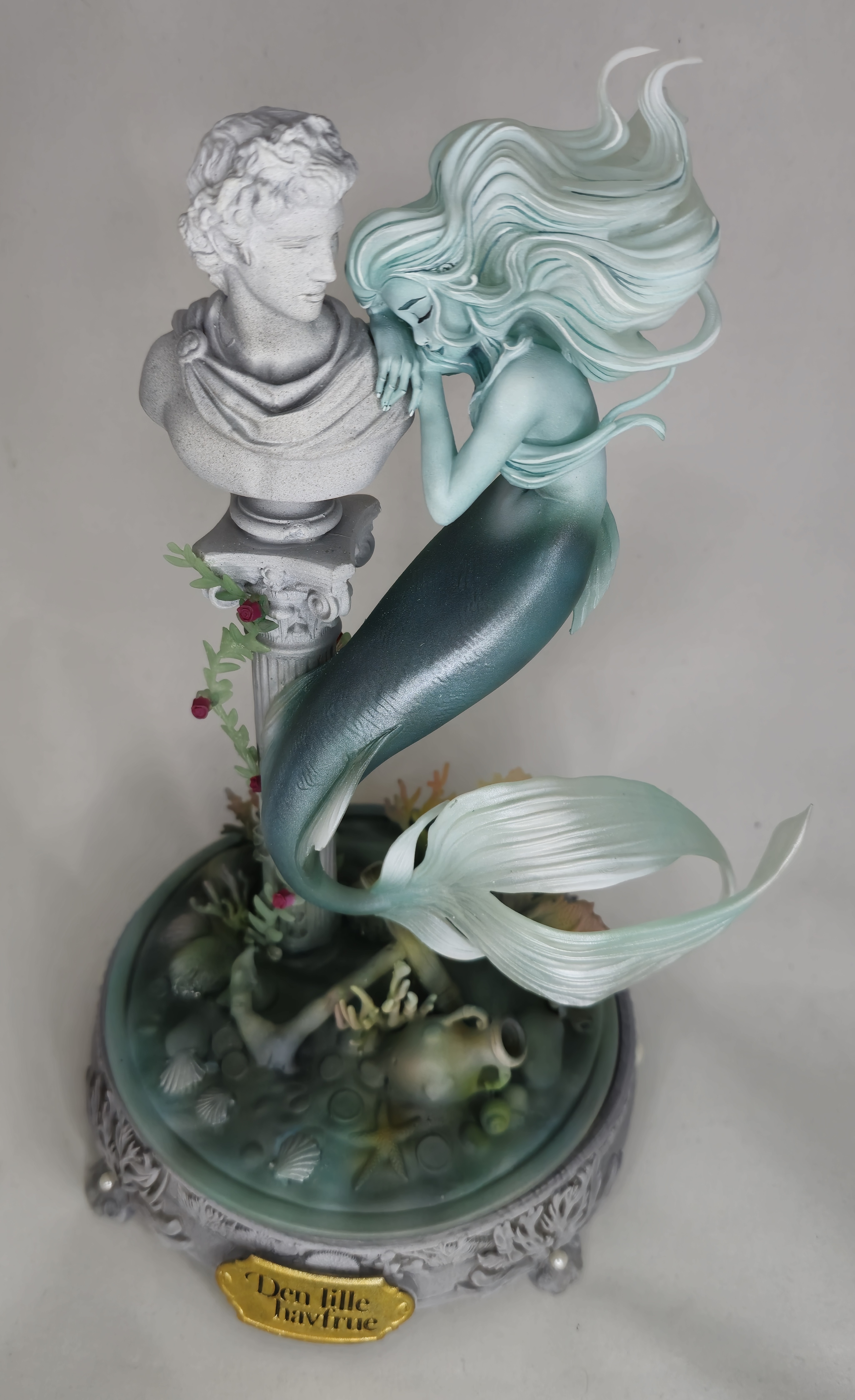 Den Lille Havfrue Sculpture - View 2
