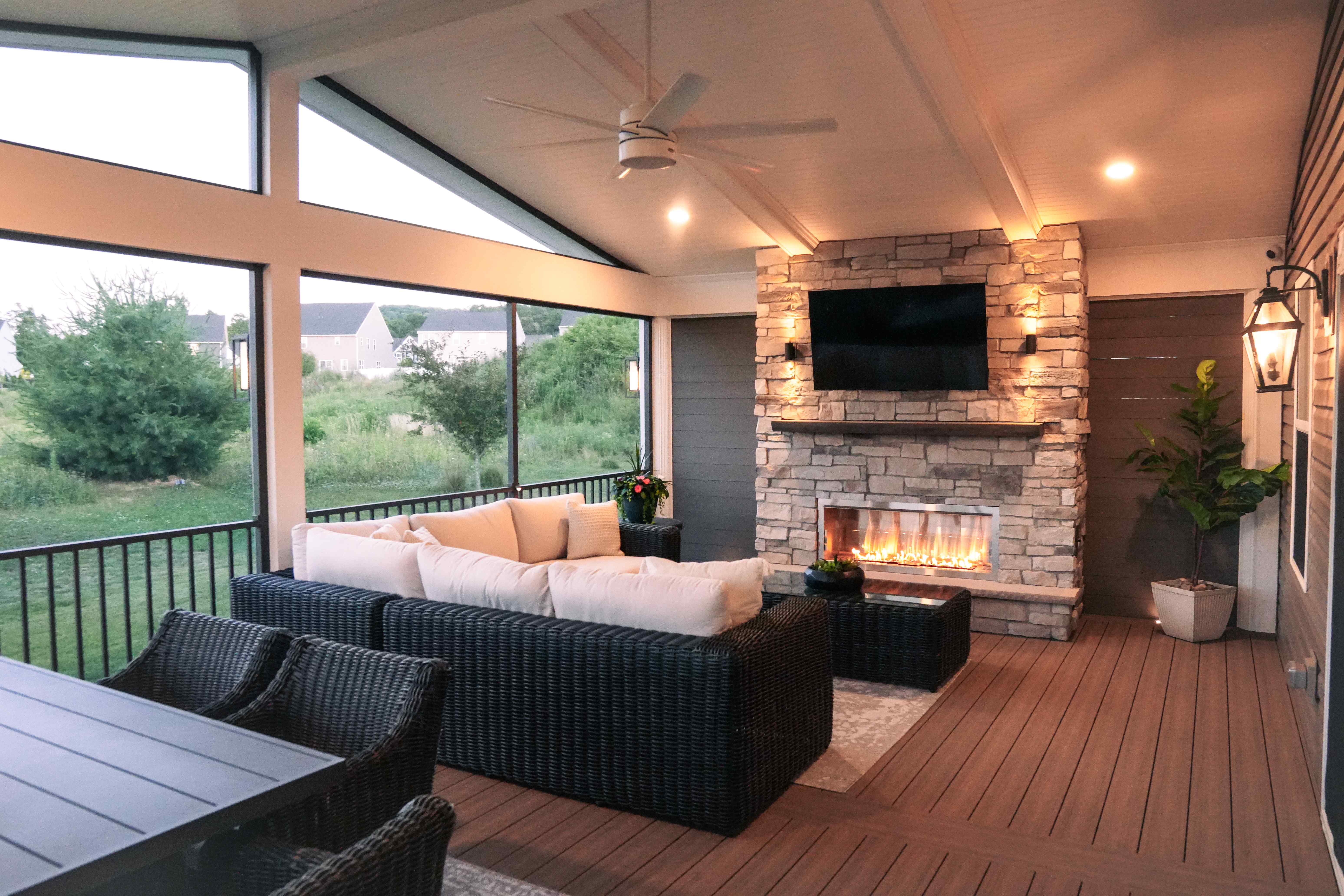 Macungie Luxury Screen Porch Retreat - Image 11