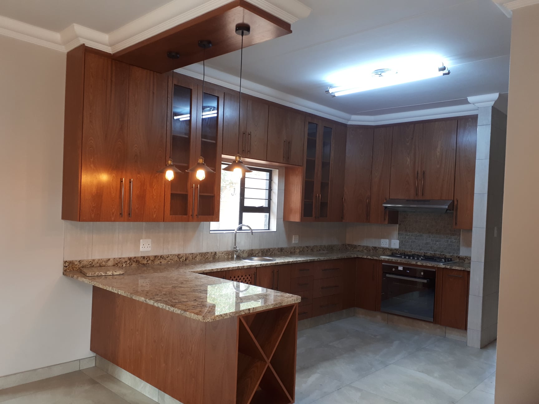 Cherry Wood Kitchen with Granite