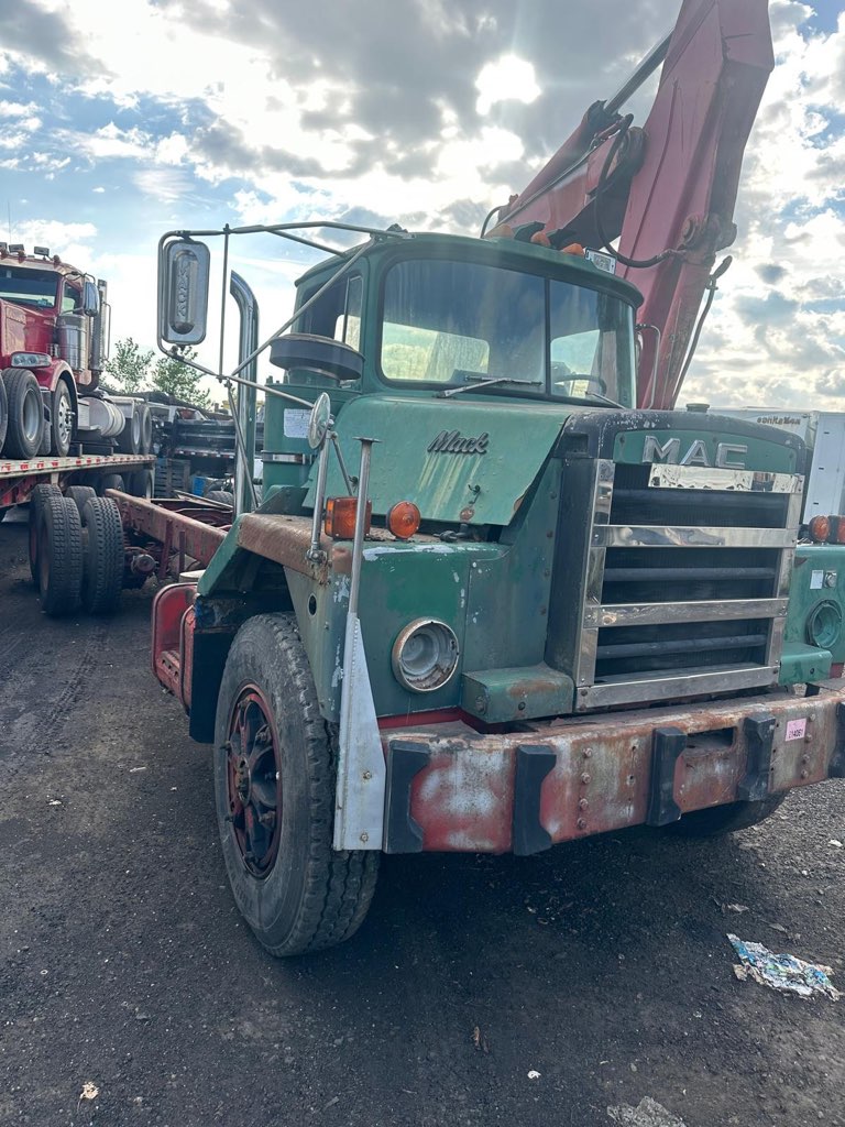 Raymond Kowalski - 1968 Mack B-Model Truck · Pittsburgh, PA → Portland, OR