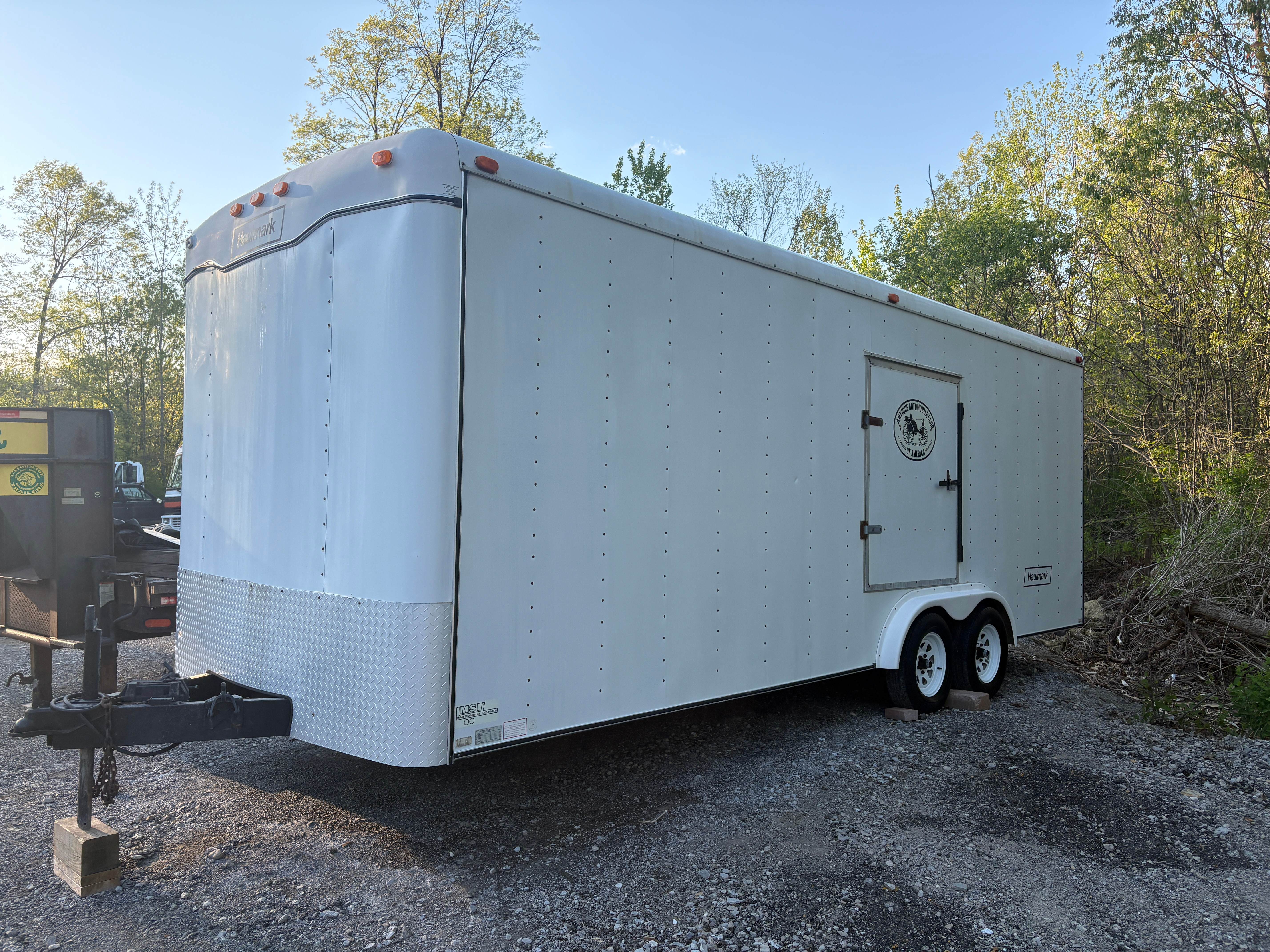 22' ENCLOSED CAR HAULER - Image 1
