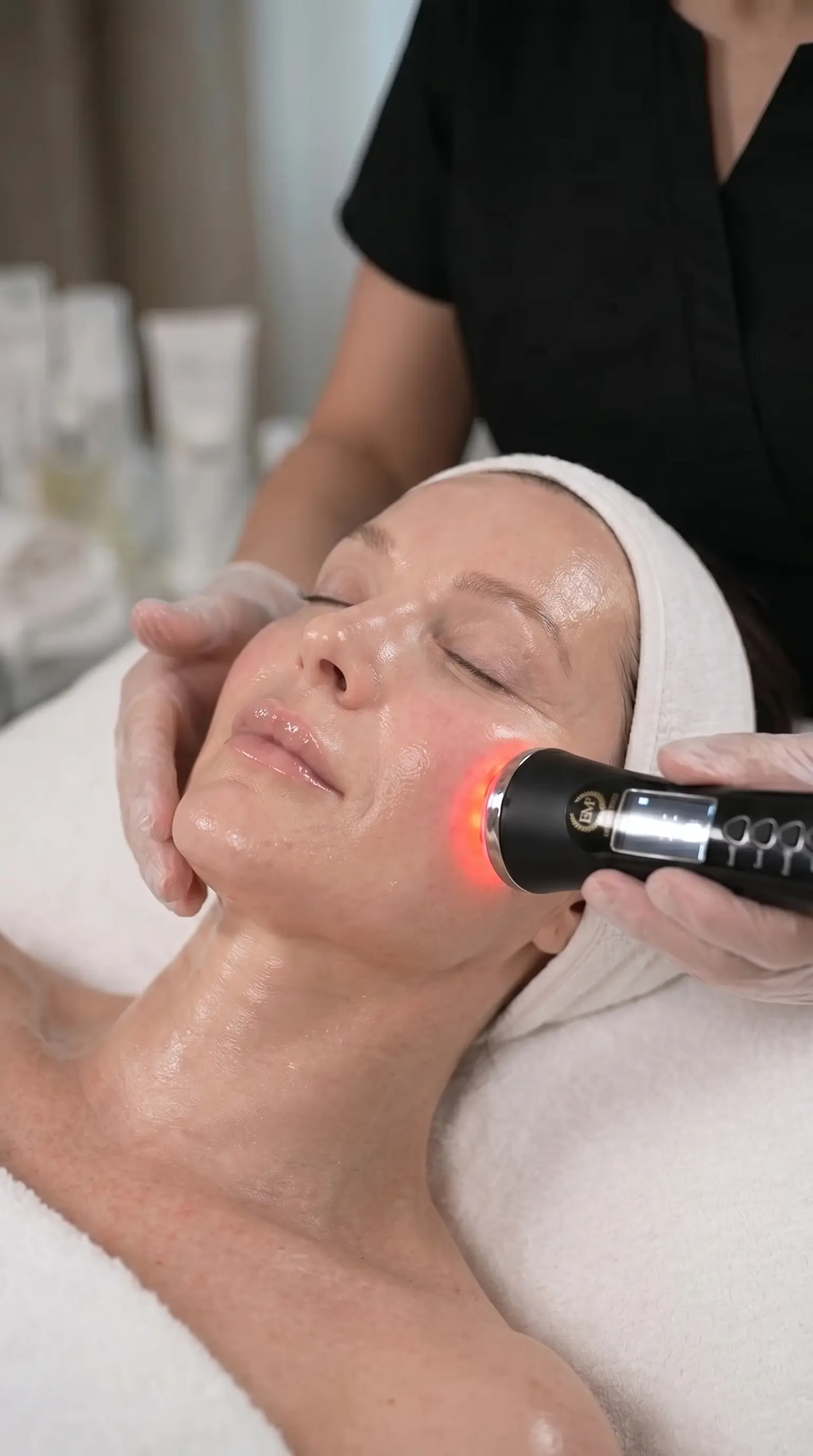 LED light therapy treatment
