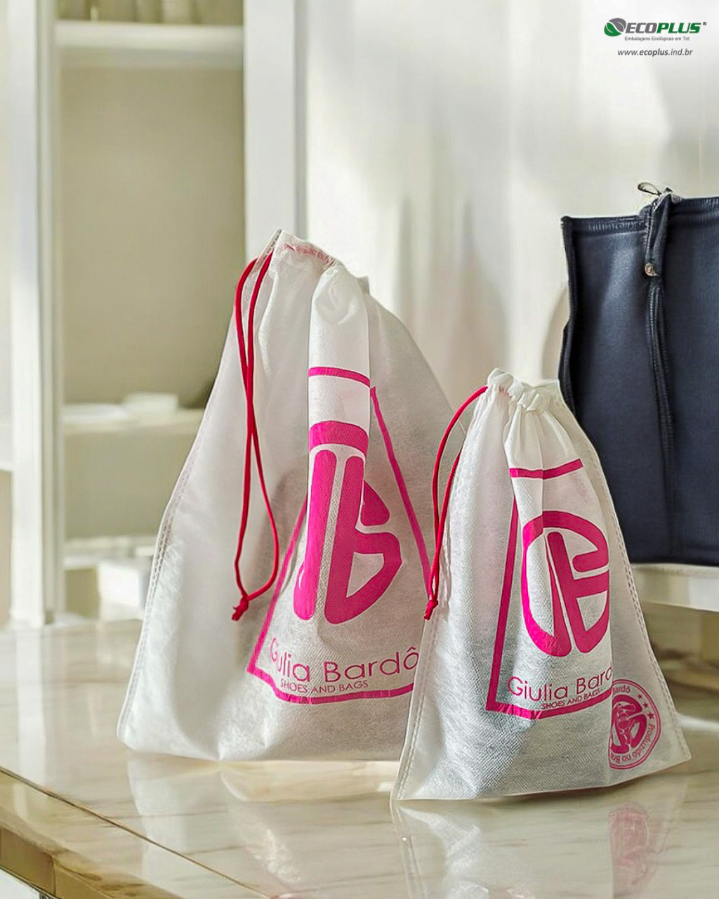 Saquinho TNT com Fechamento Unilateral