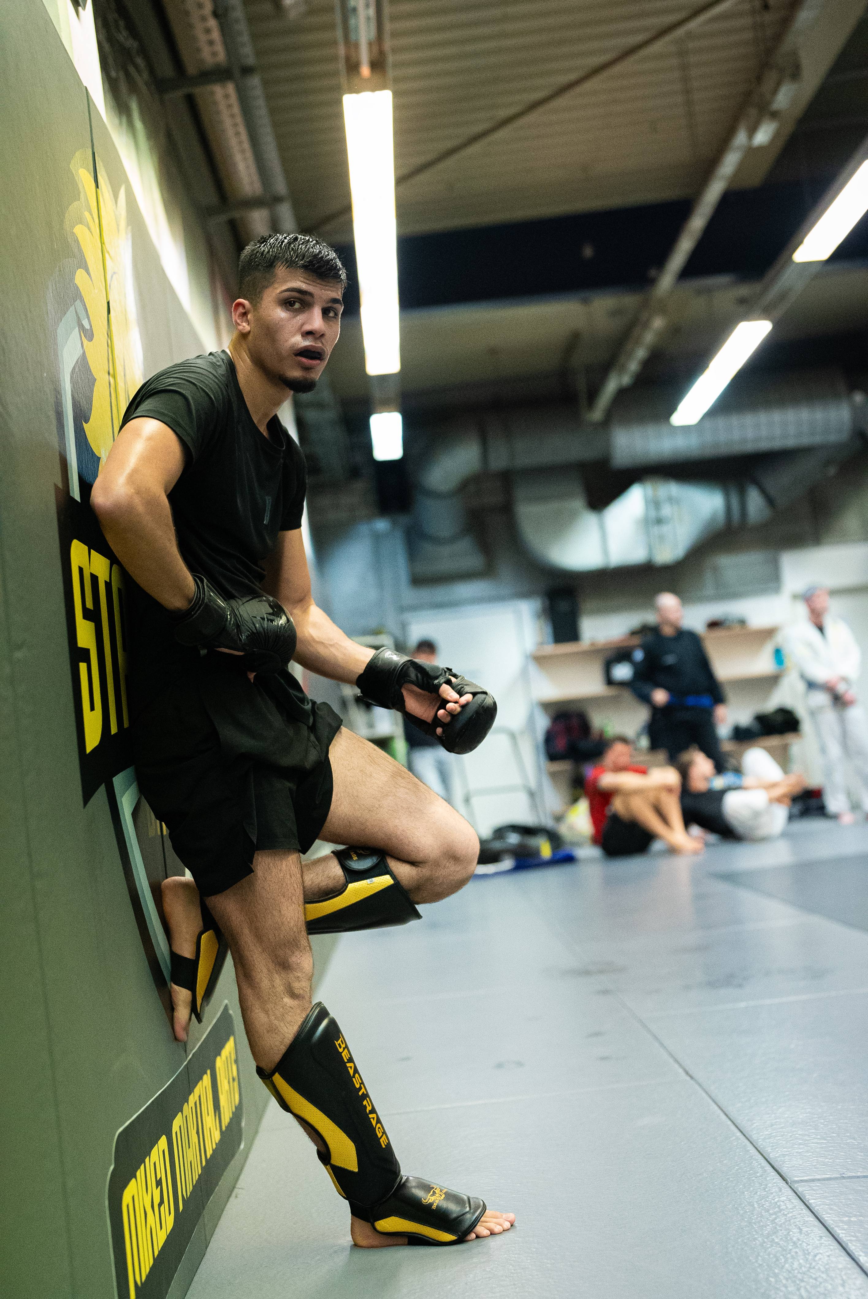 MMA Training mit Trainer im STALLION GYM