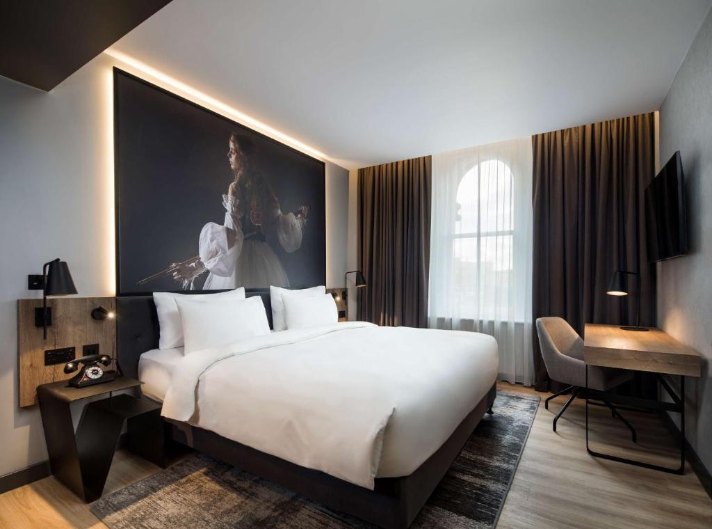 Radisson RED Liverpool — image 6