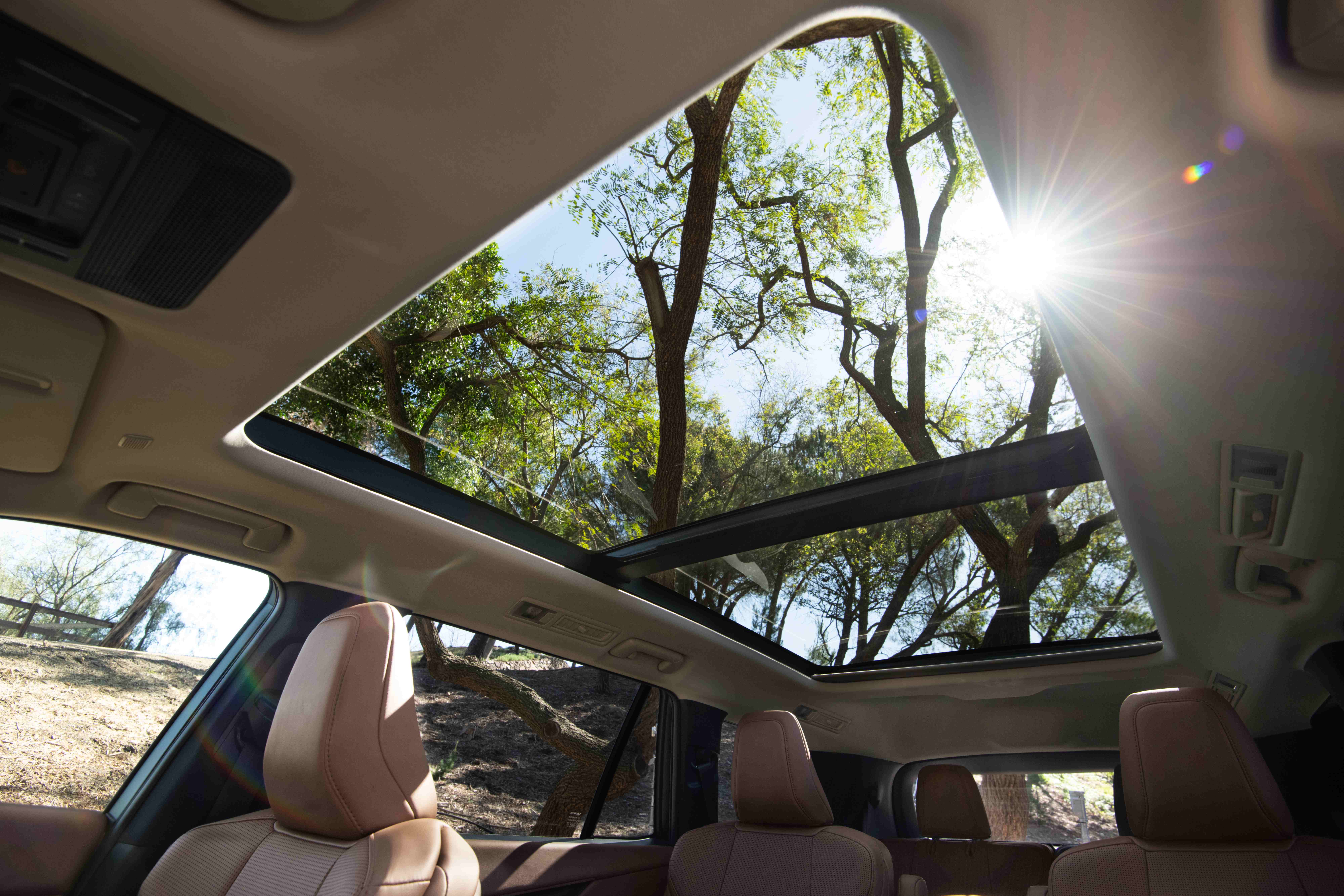 2027 Lexus TZ panoramic sunroof
