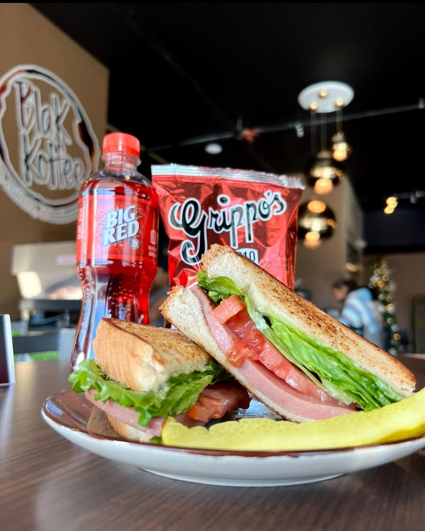 Ham sandwich with Big Red and Grippos chips