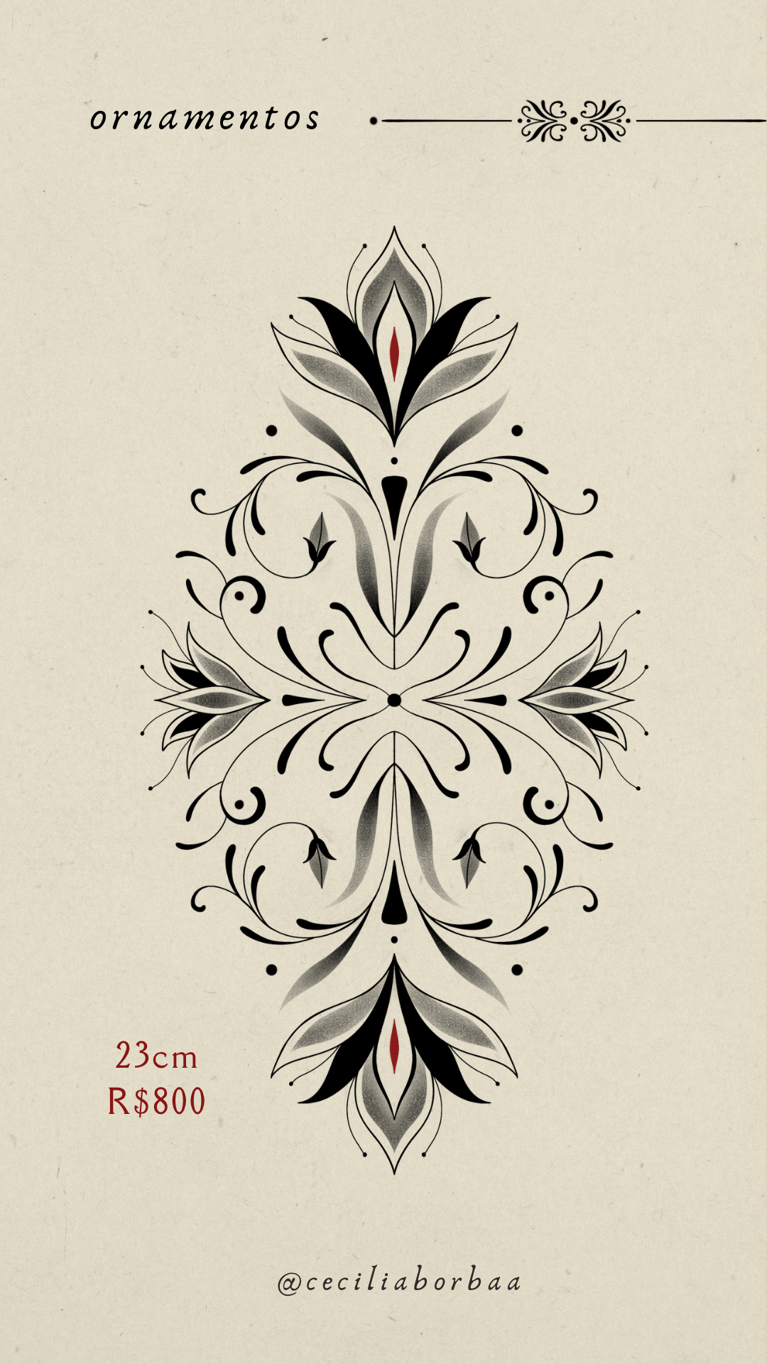 Ornamento vertical simétrico com flor central e detalhes simbólicos — Ornamentos por Cecília Borba