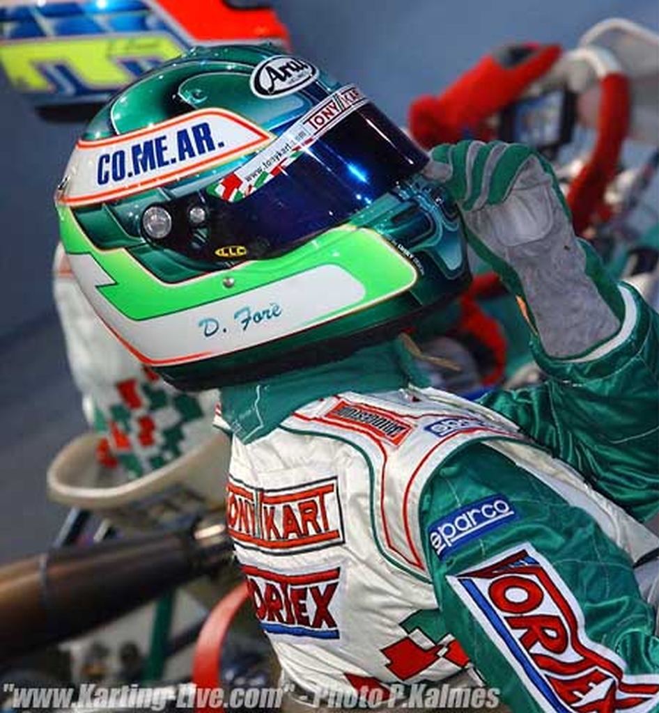 Davide Forè adjusting helmet visor