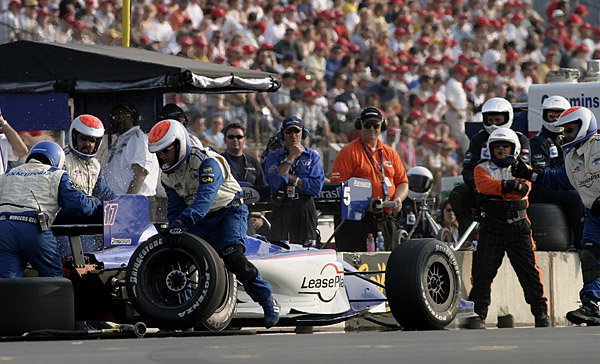 IndyCar pit stop with full crew