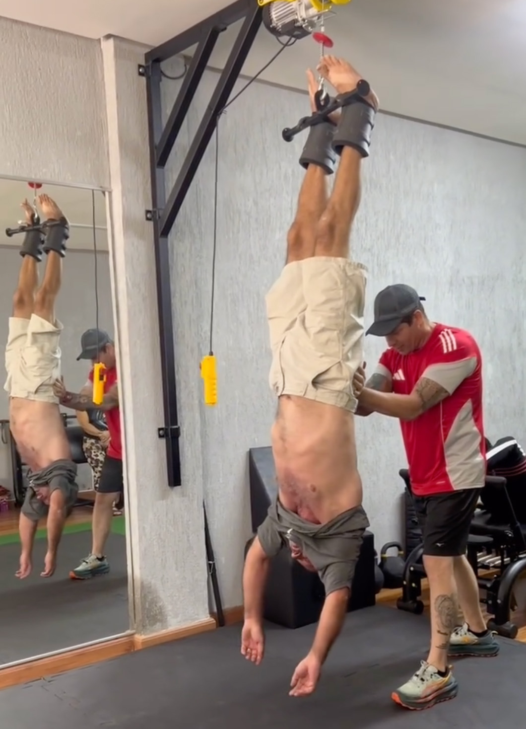 Inversion boots with spinal manipulation