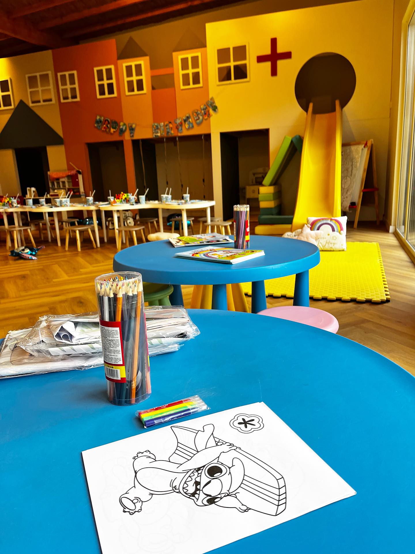 Atelier de colorat pentru copii la Kids Club Buzău