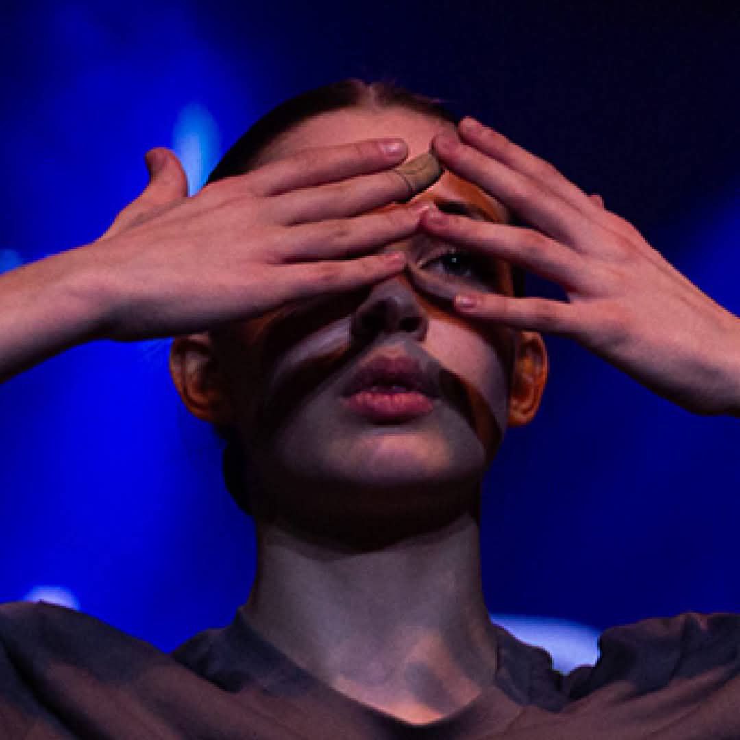 What Eyes Cannot Hold