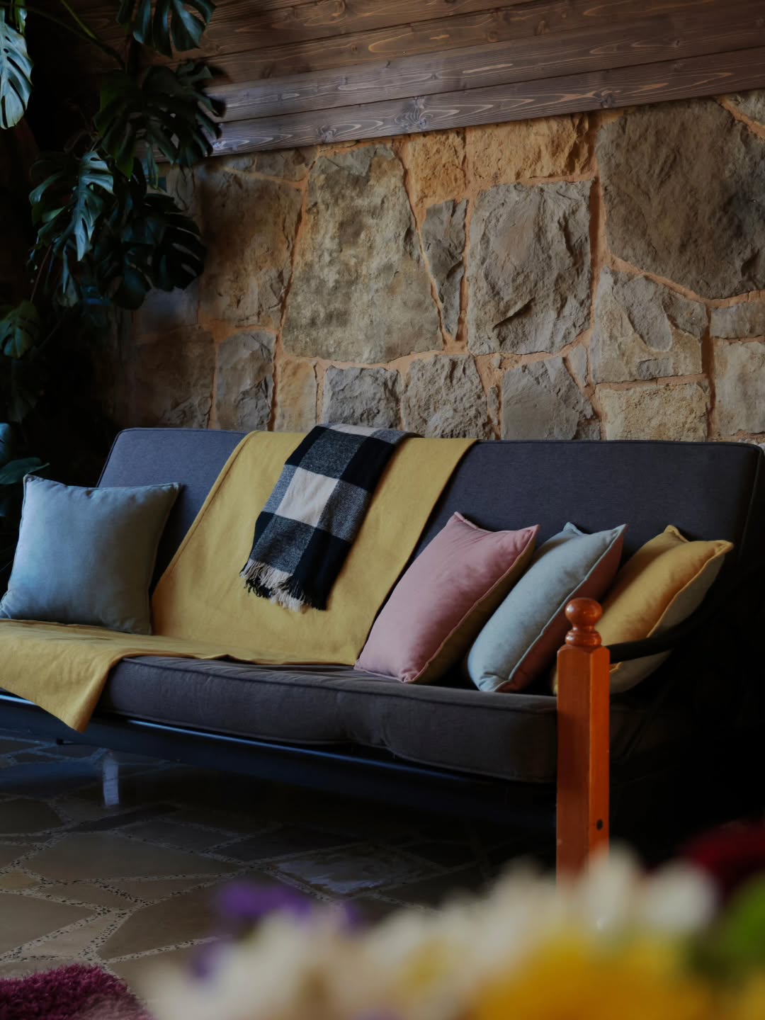 MiCastel Interior 1