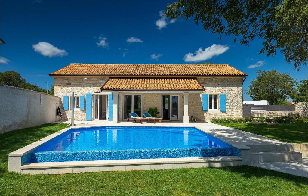 Istrian villa with pool