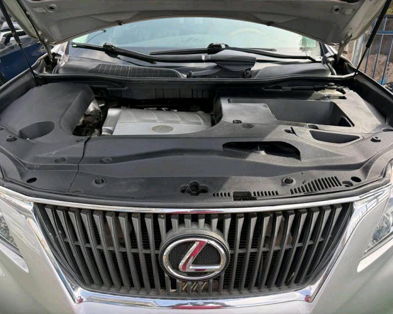 Lexus engine