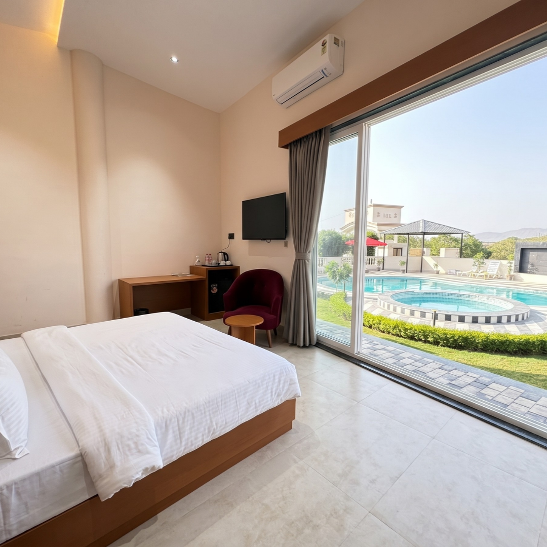 Pool View Room