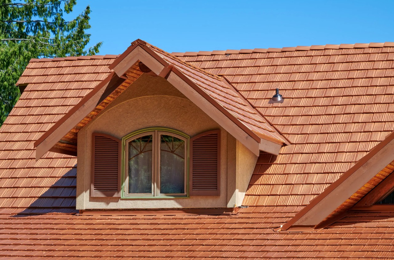 Toiture aluminium couleur terracotta