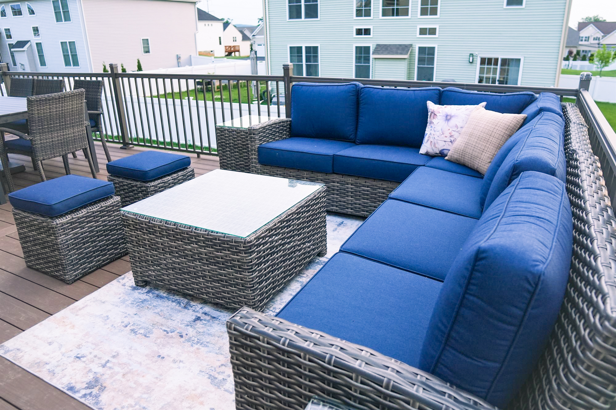 Backyard Deck, Patio & Outdoor Kitchen Retreat - Image 4