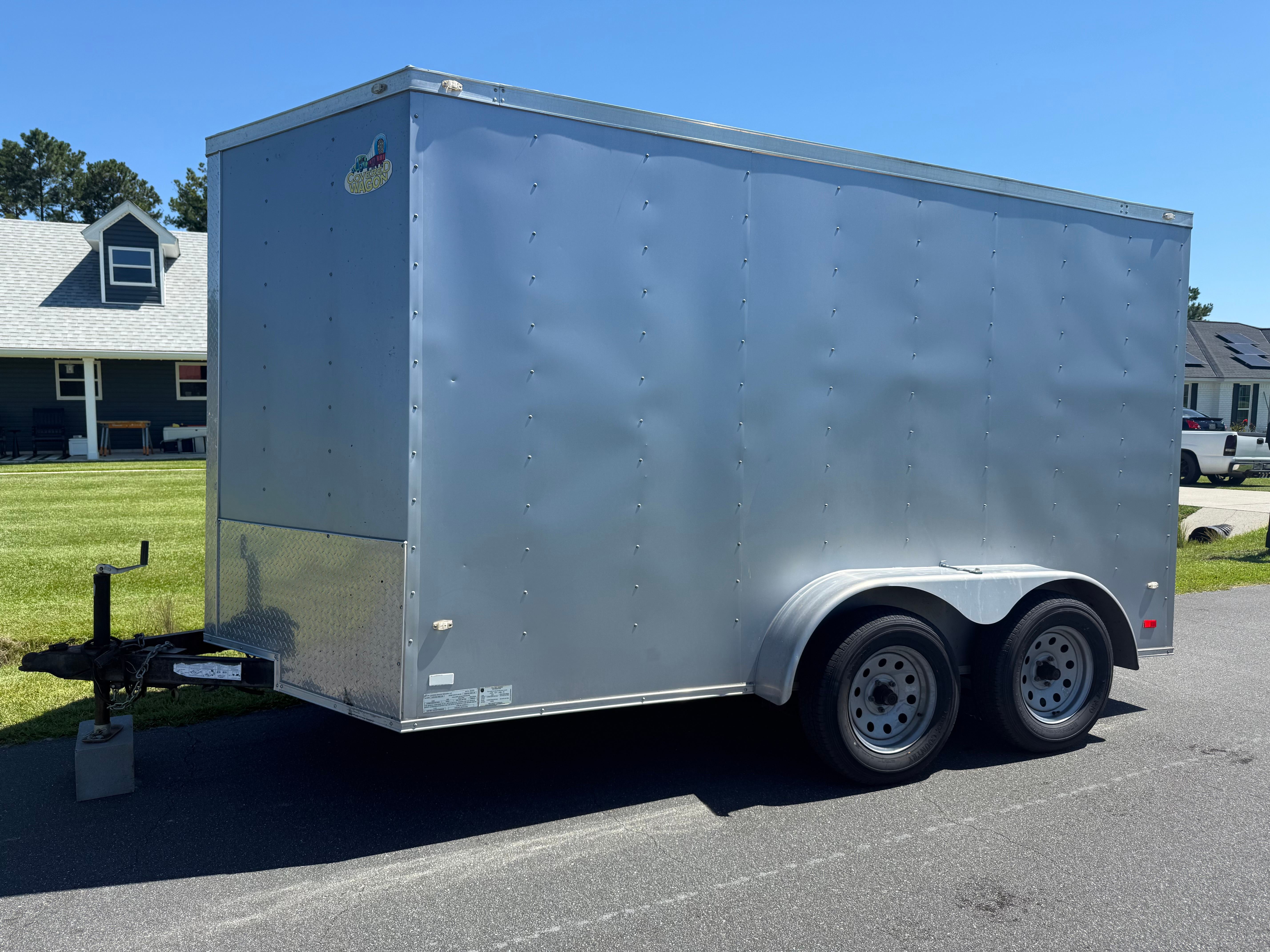 12ft Enclosed Trailer — thumbnail view 4