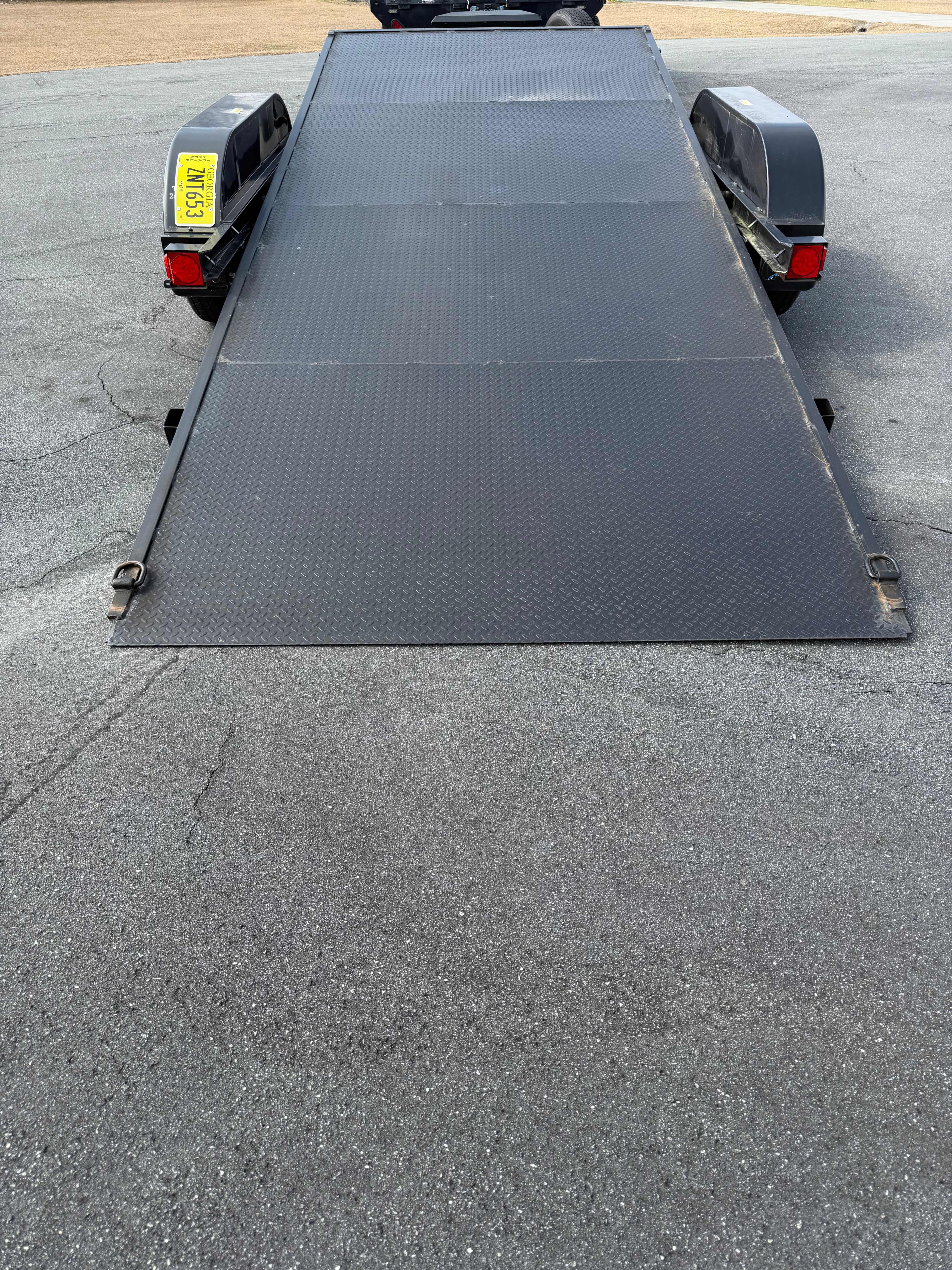 20ft Tilt Trailer — thumbnail view 2