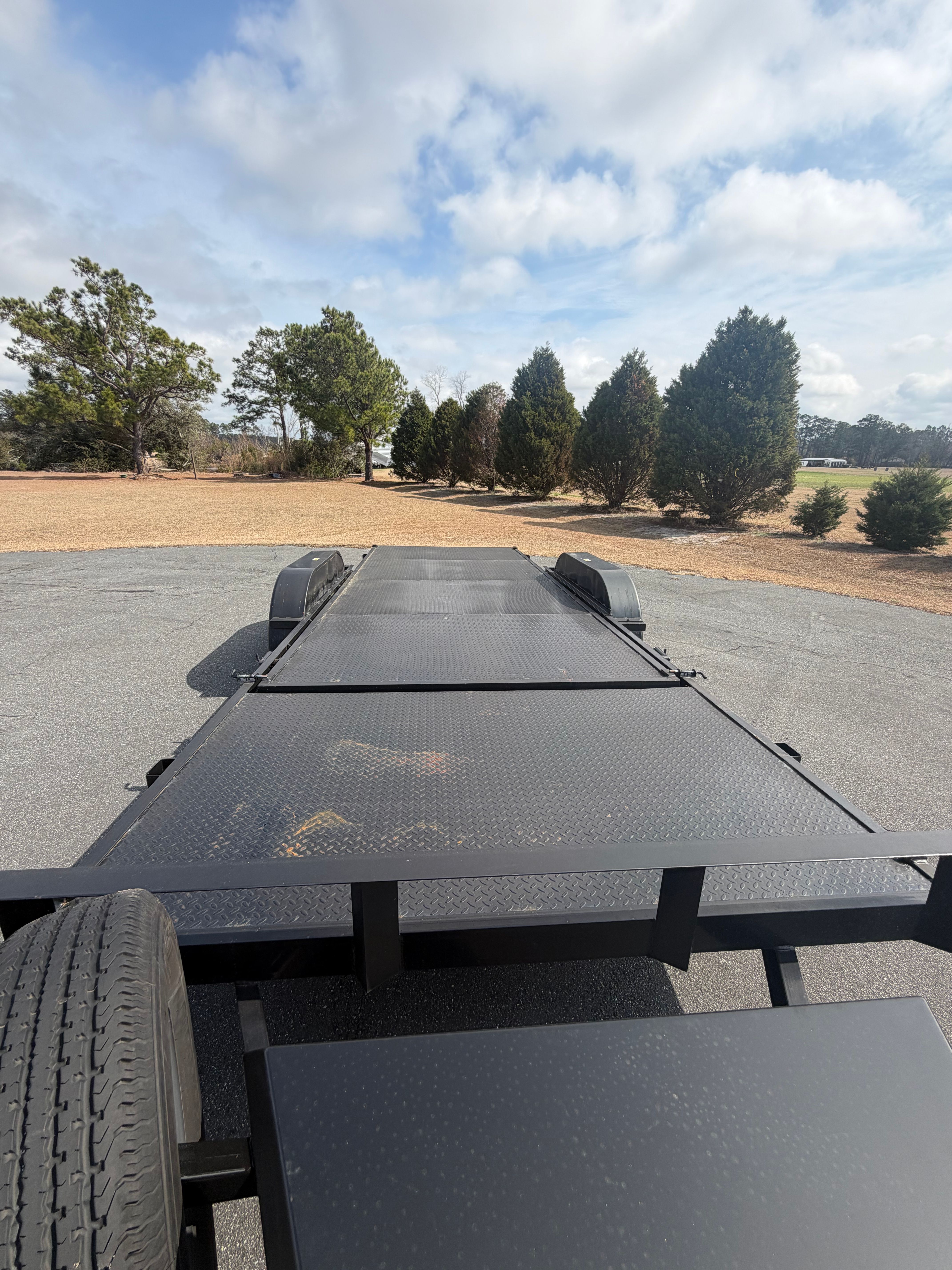 20ft Tilt Trailer — thumbnail view 3