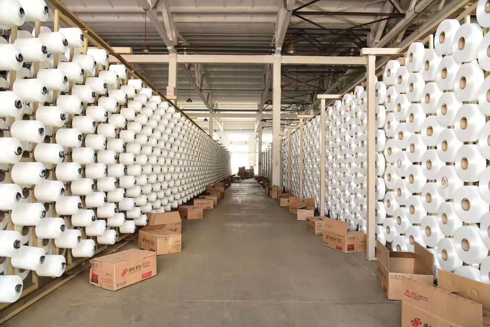 Yarn storage warehouse
