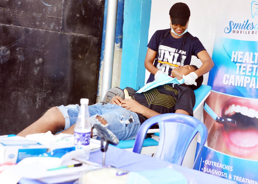 Free dental examination in progress